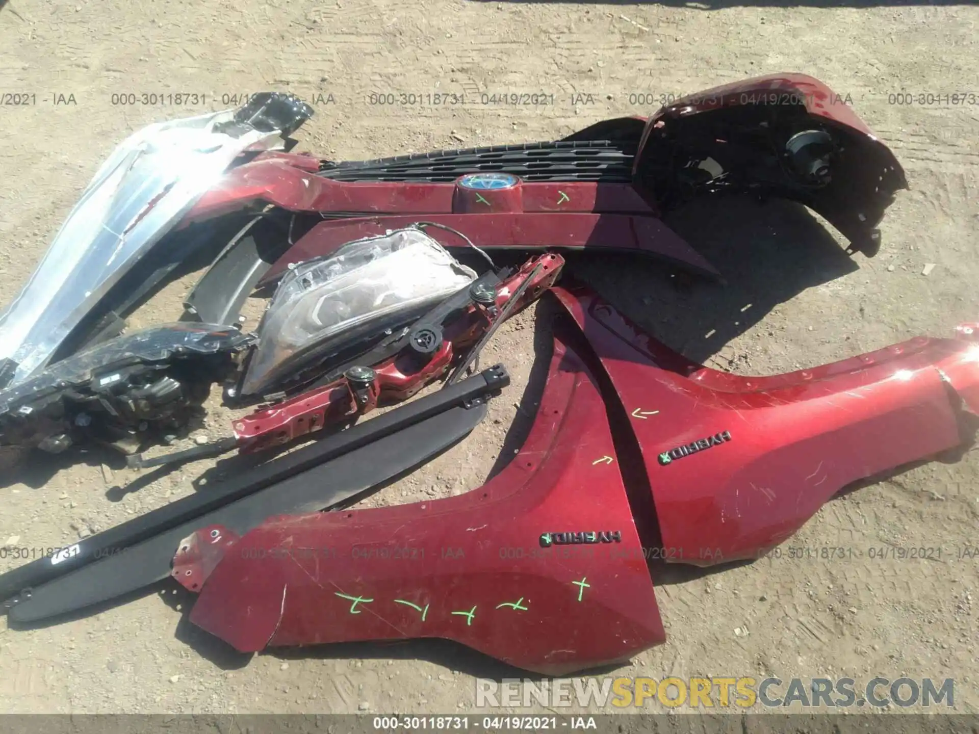 12 Photograph of a damaged car 2T3R6RFV4MW013199 TOYOTA RAV4 2021