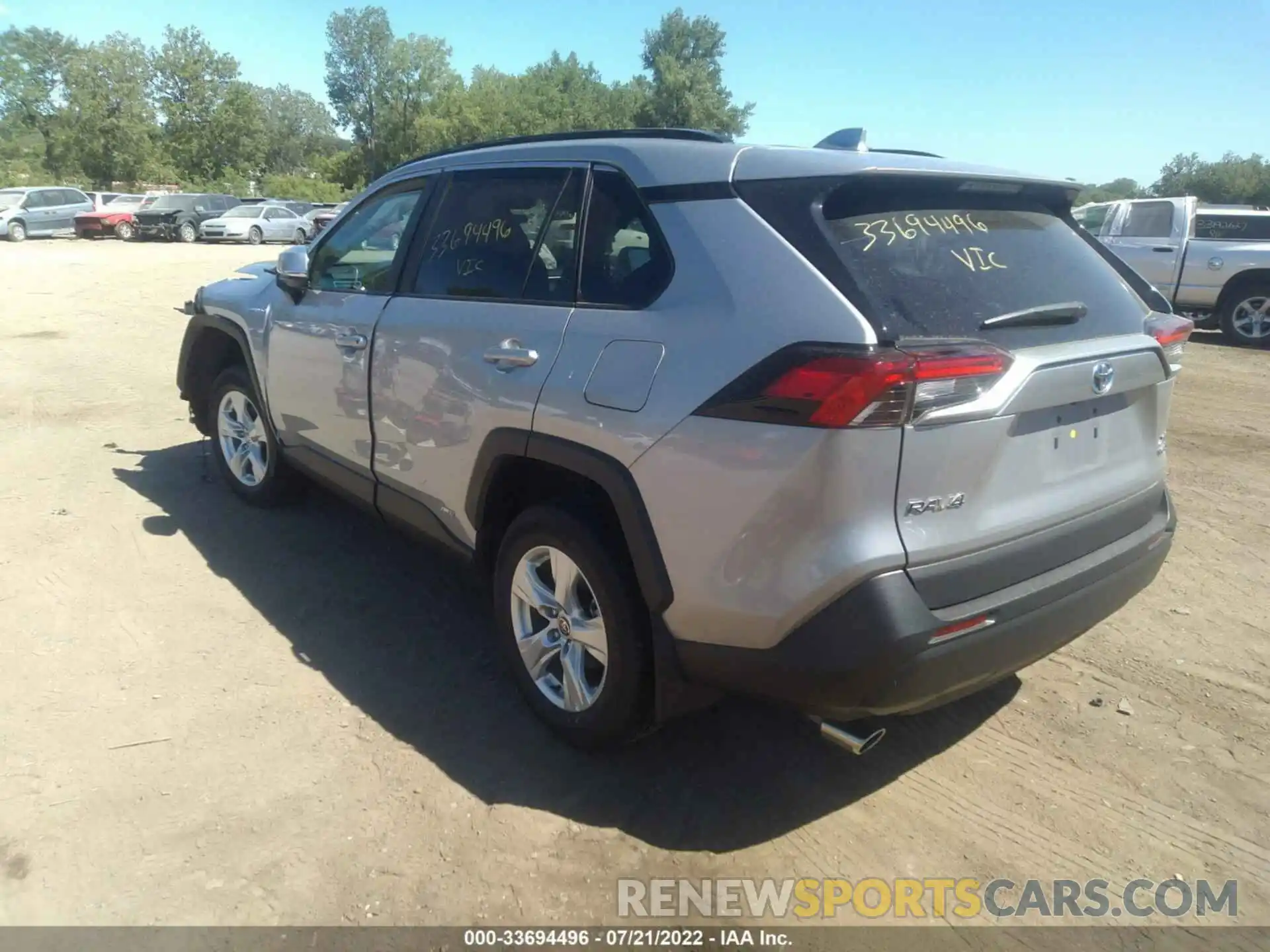 3 Photograph of a damaged car 2T3R6RFV6MW017772 TOYOTA RAV4 2021