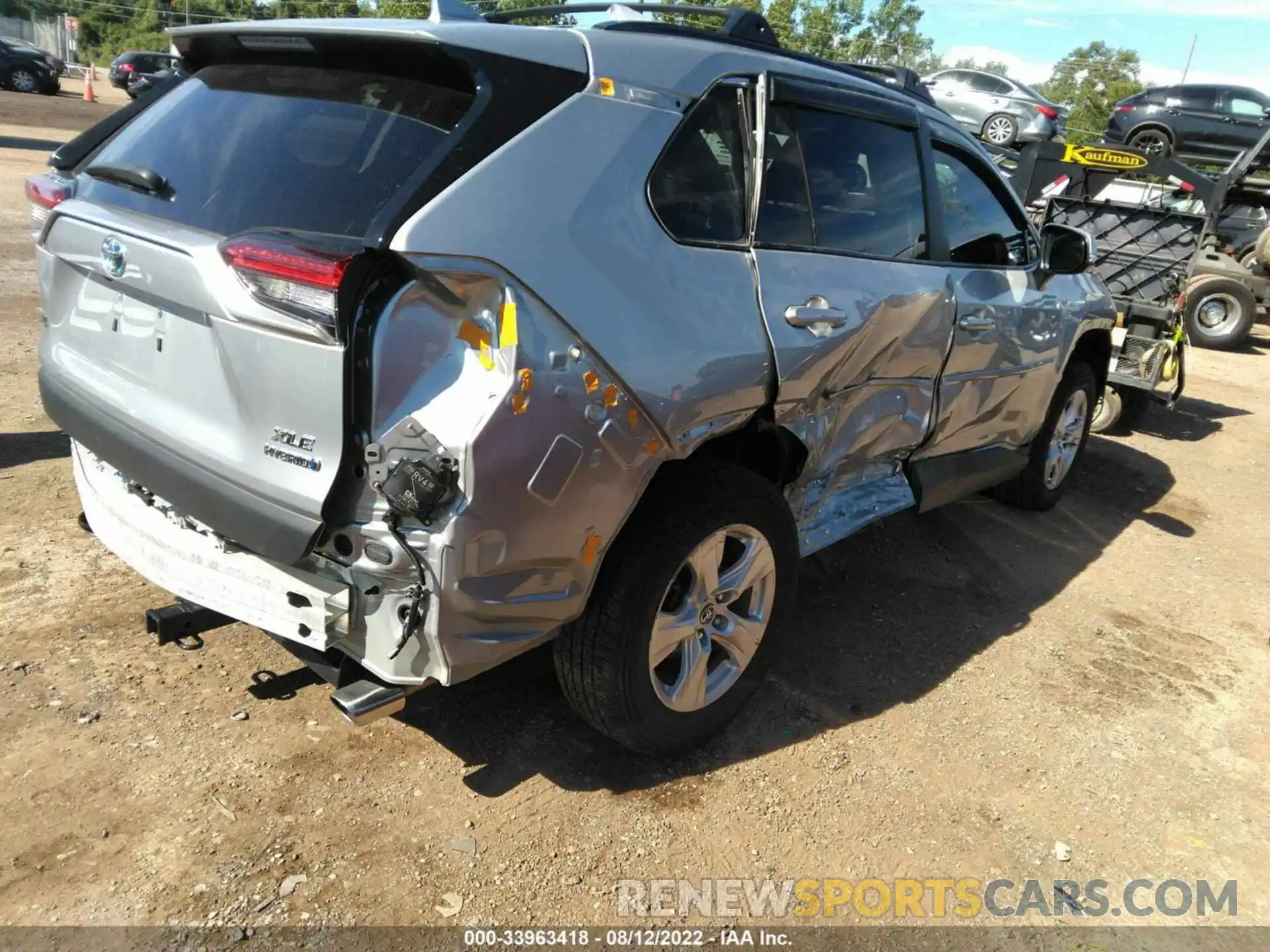 4 Photograph of a damaged car 2T3R6RFVXMW004457 TOYOTA RAV4 2021