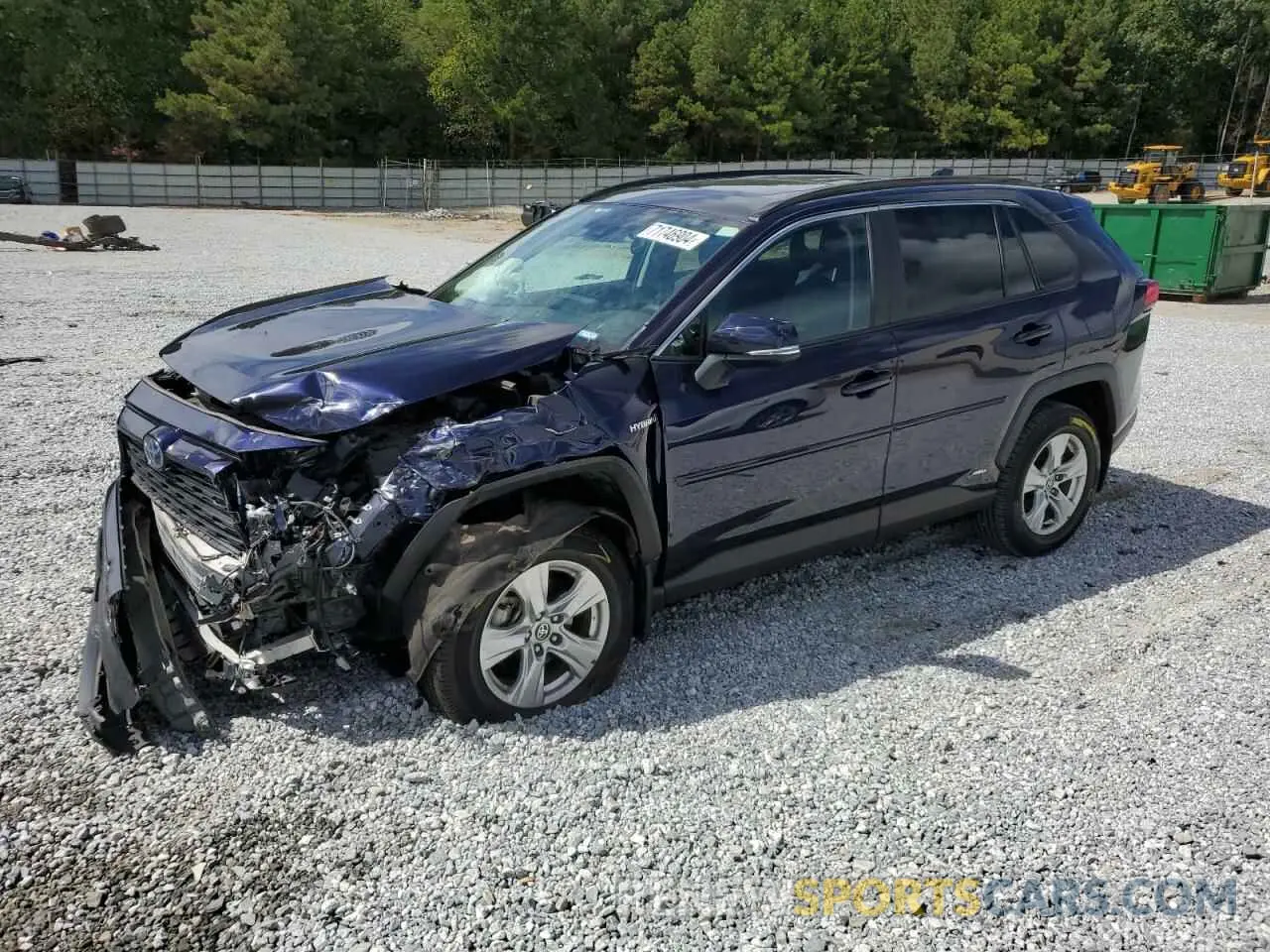 1 Photograph of a damaged car 2T3R6RFVXMW010971 TOYOTA RAV4 2021