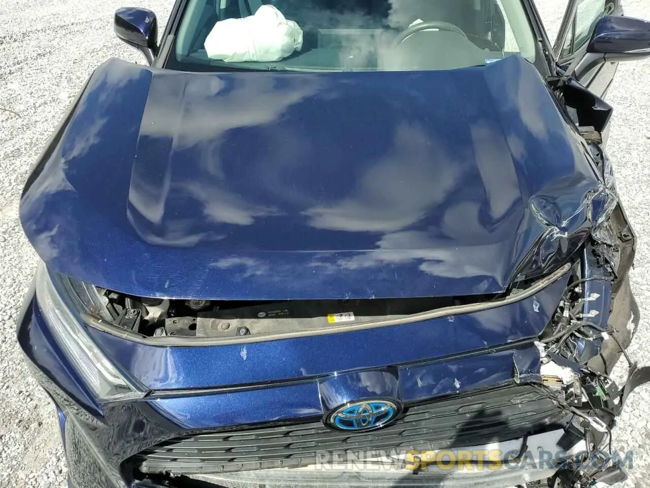 12 Photograph of a damaged car 2T3R6RFVXMW010971 TOYOTA RAV4 2021