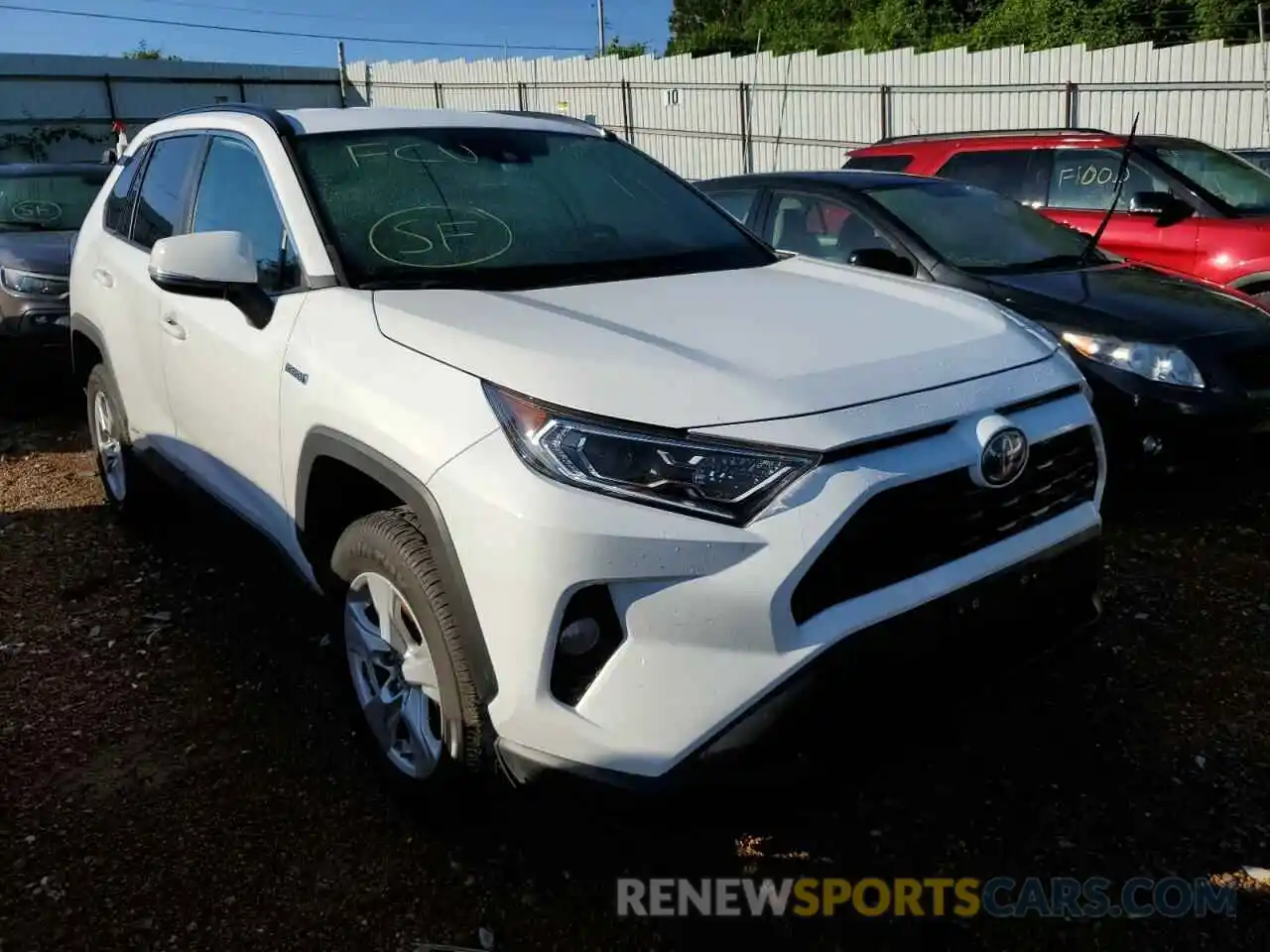 1 Photograph of a damaged car 2T3R6RFVXMW012574 TOYOTA RAV4 2021