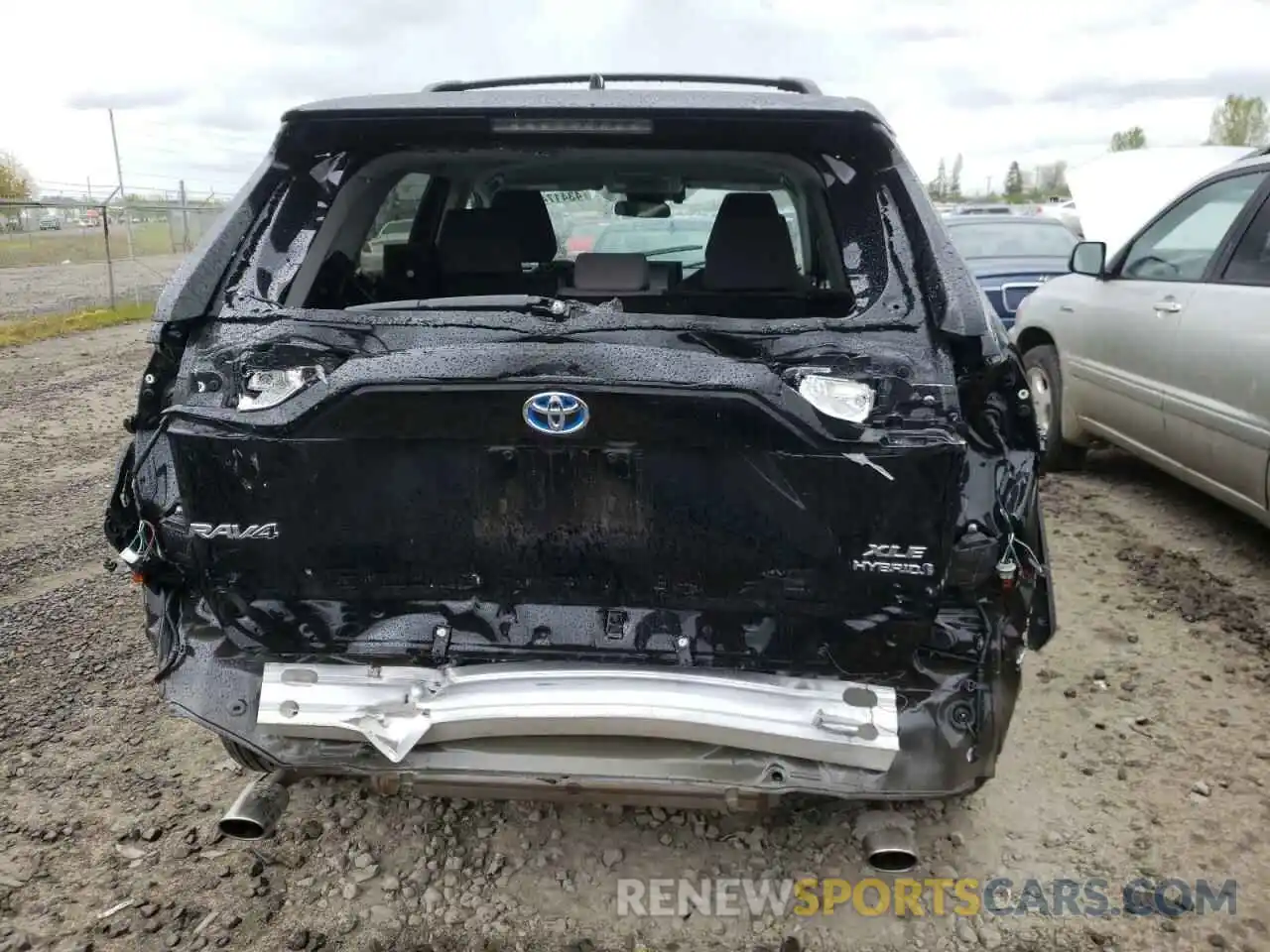 9 Photograph of a damaged car 2T3R6RFVXMW019234 TOYOTA RAV4 2021