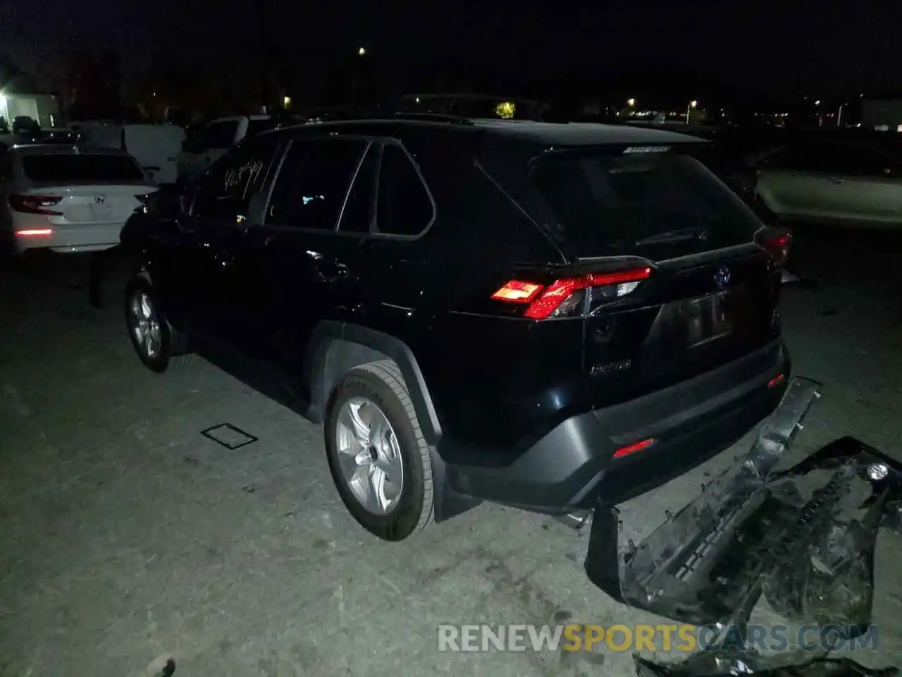 2 Photograph of a damaged car 2T3RWRFV1MW114863 TOYOTA RAV4 2021