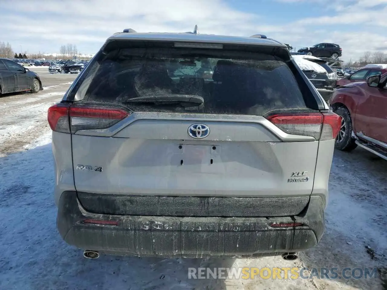 6 Photograph of a damaged car 2T3RWRFV1MW119500 TOYOTA RAV4 2021