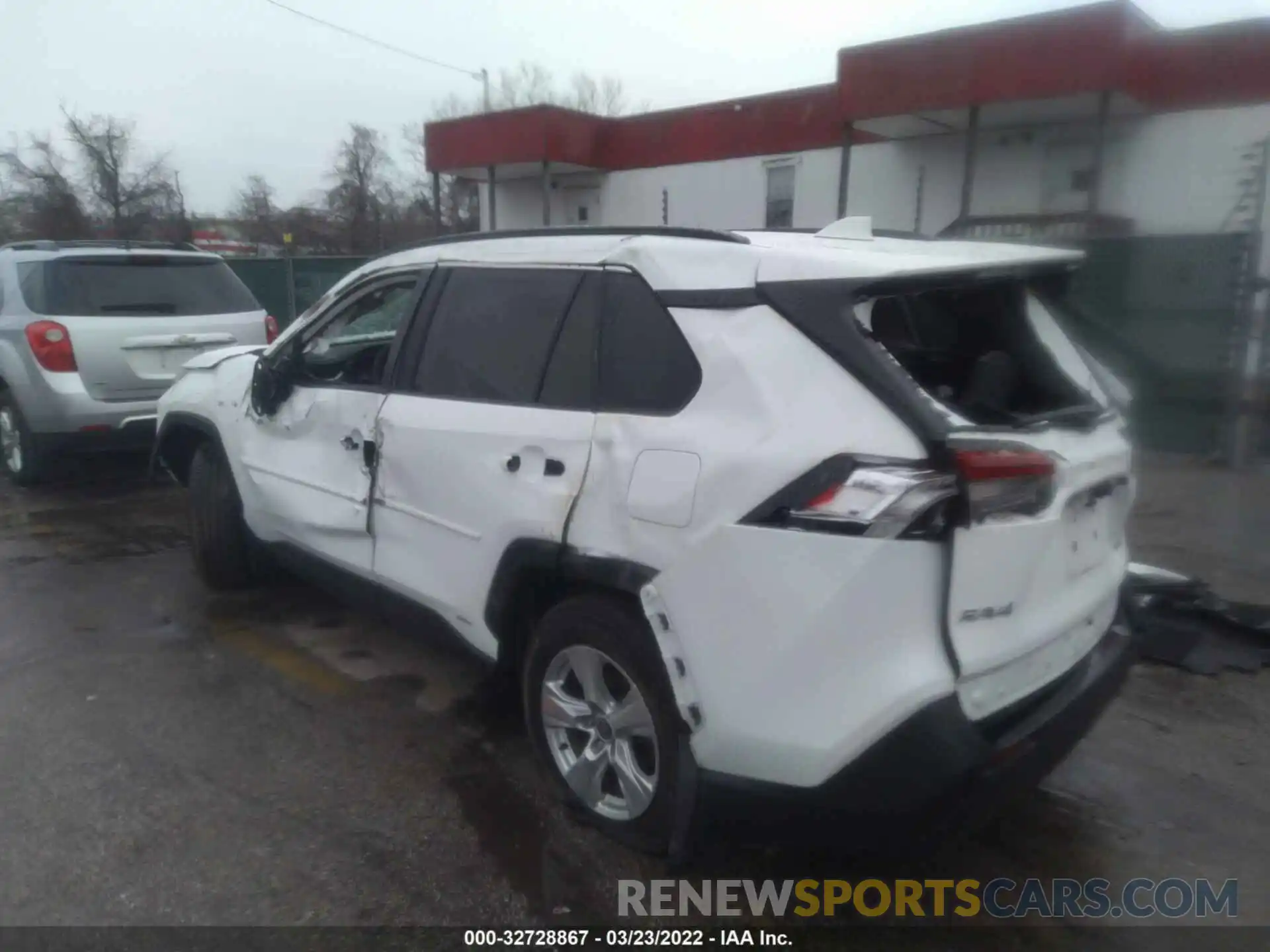 3 Photograph of a damaged car 2T3RWRFV1MW120811 TOYOTA RAV4 2021