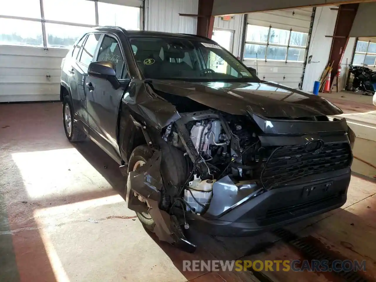 9 Photograph of a damaged car 2T3RWRFV2MW110336 TOYOTA RAV4 2021