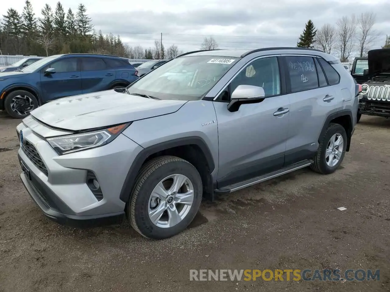 1 Photograph of a damaged car 2T3RWRFV3MW109308 TOYOTA RAV4 2021