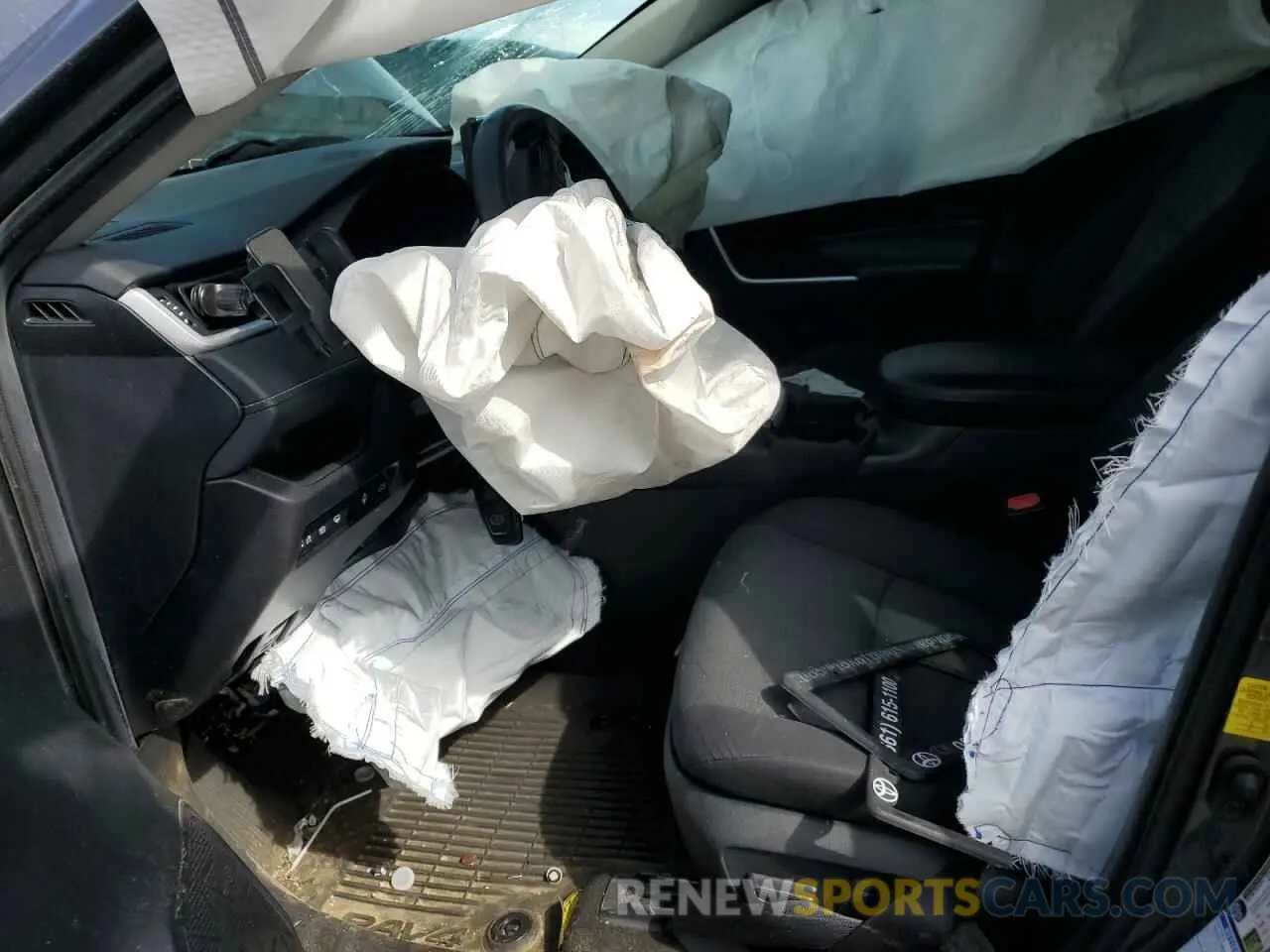 7 Photograph of a damaged car 2T3RWRFV3MW115805 TOYOTA RAV4 2021