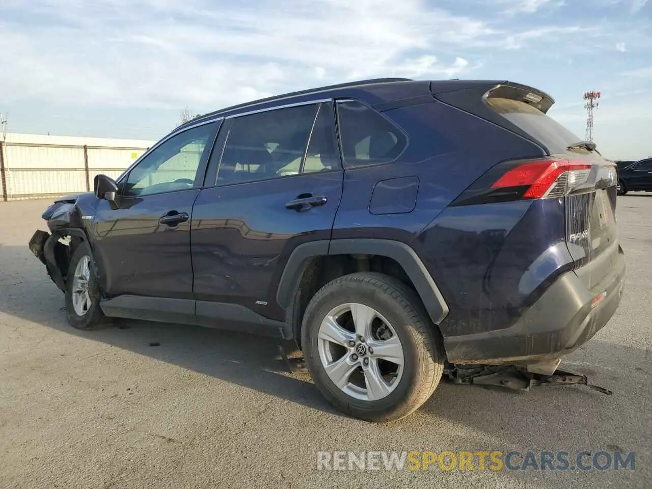 2 Photograph of a damaged car 2T3RWRFV4MW113240 TOYOTA RAV4 2021