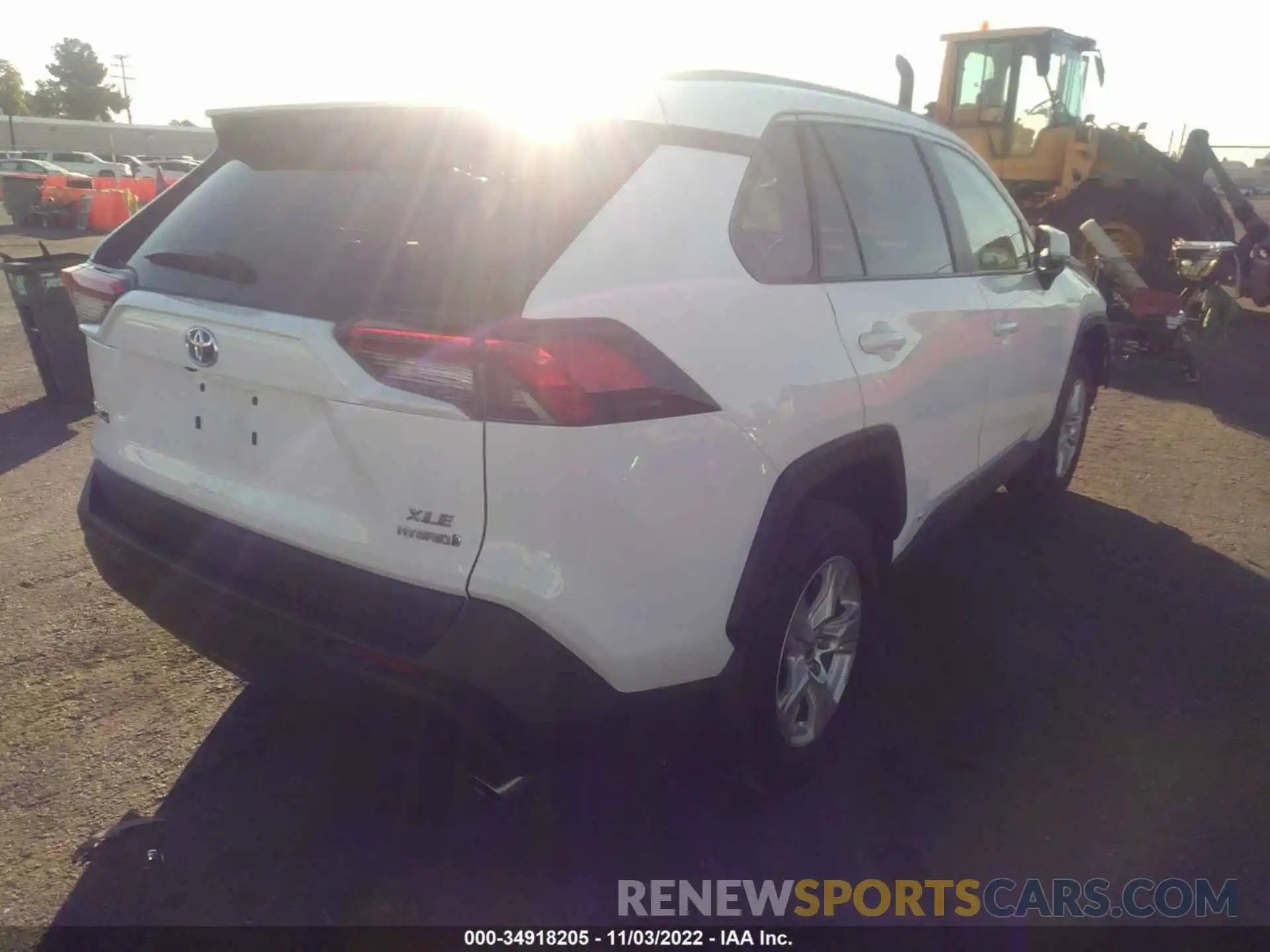 4 Photograph of a damaged car 2T3RWRFV4MW117207 TOYOTA RAV4 2021