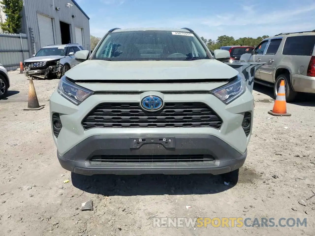 5 Photograph of a damaged car 2T3RWRFV4MW121676 TOYOTA RAV4 2021