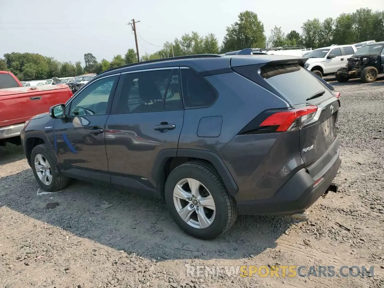 2 Photograph of a damaged car 2T3RWRFV7MW108095 TOYOTA RAV4 2021