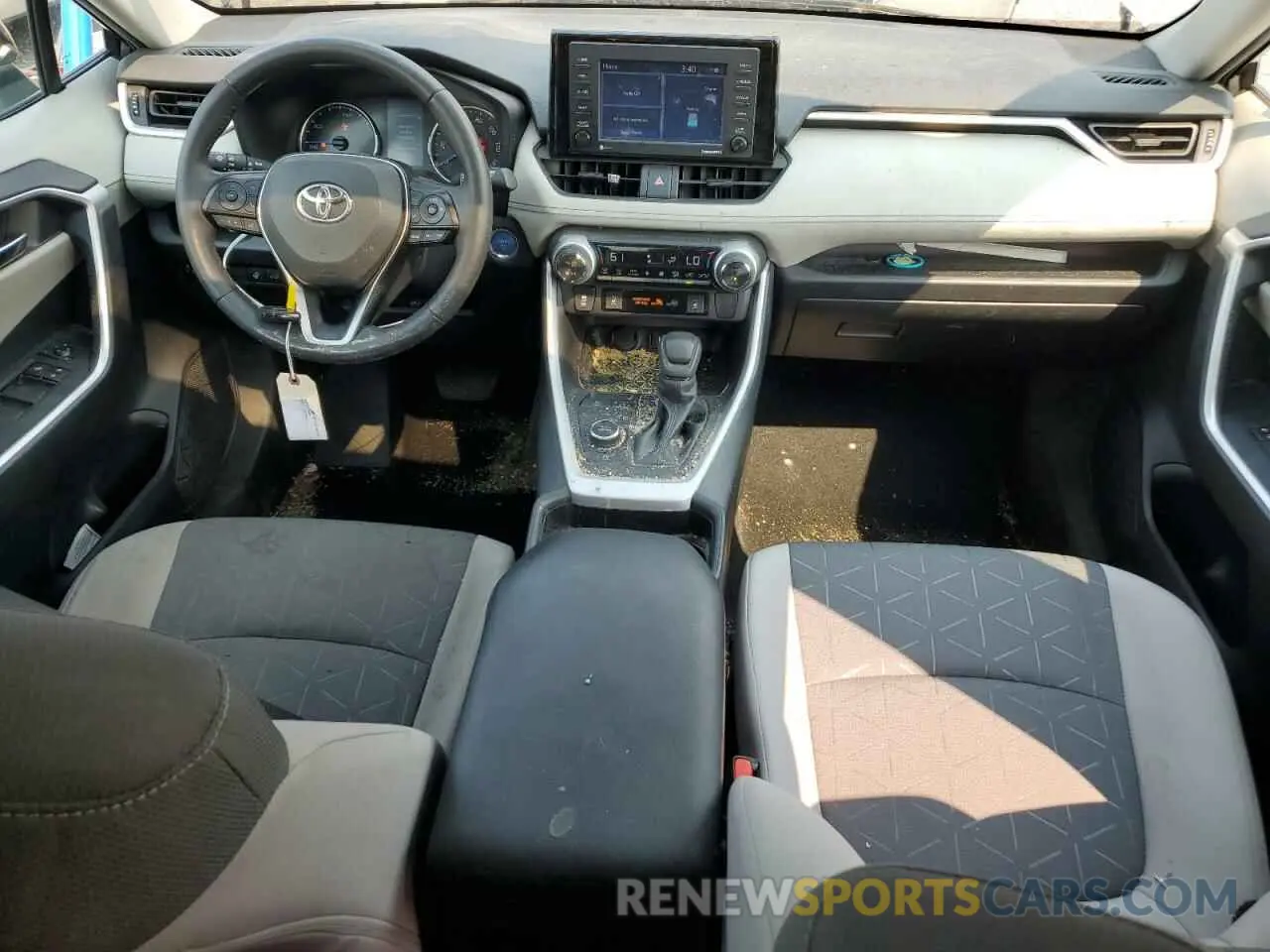 8 Photograph of a damaged car 2T3RWRFV7MW108095 TOYOTA RAV4 2021