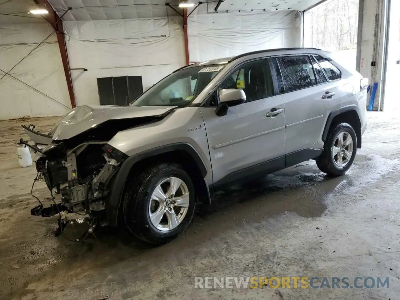 1 Photograph of a damaged car 2T3RWRFV9MW110074 TOYOTA RAV4 2021