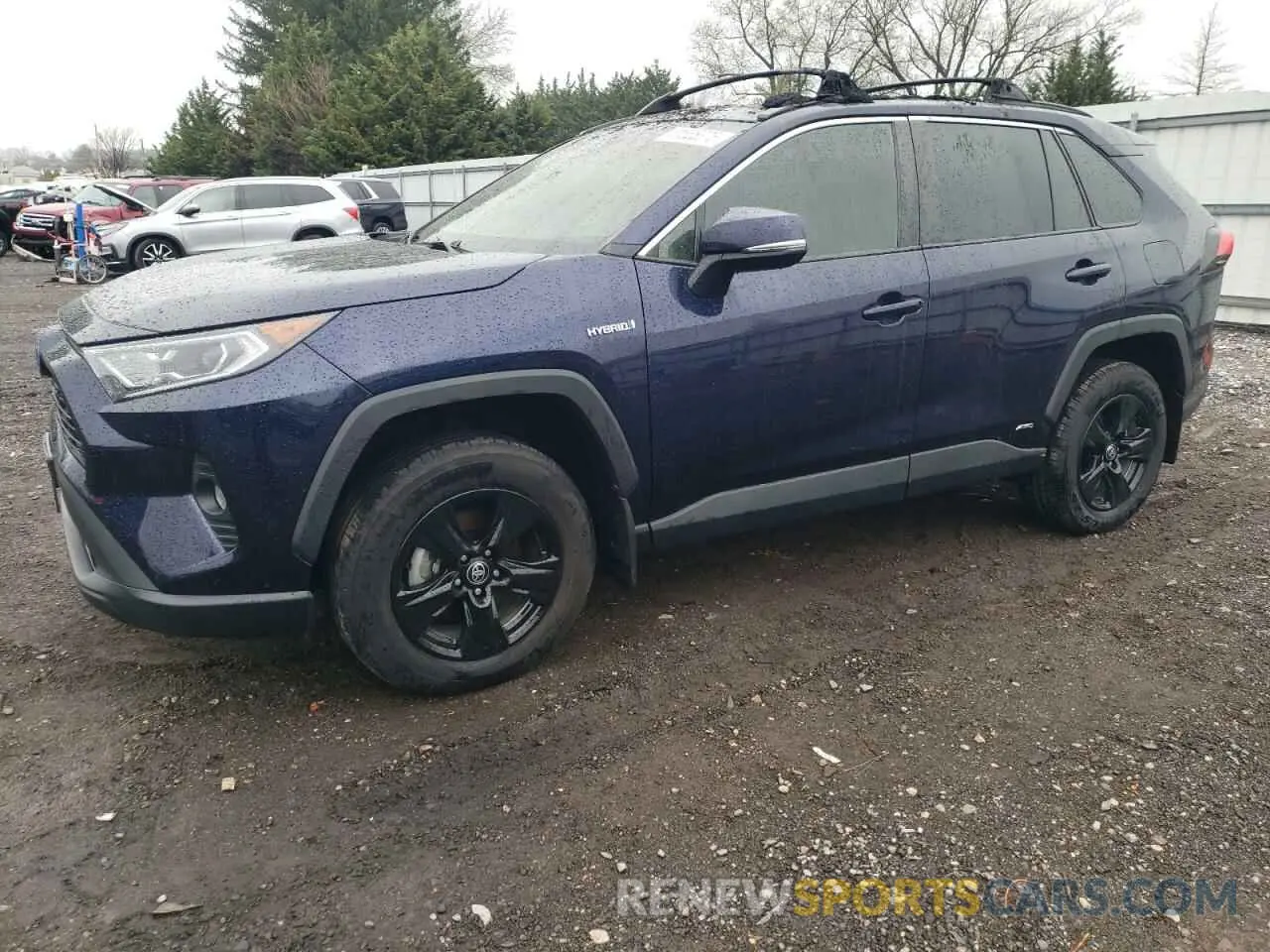 1 Photograph of a damaged car 2T3RWRFV9MW114125 TOYOTA RAV4 2021