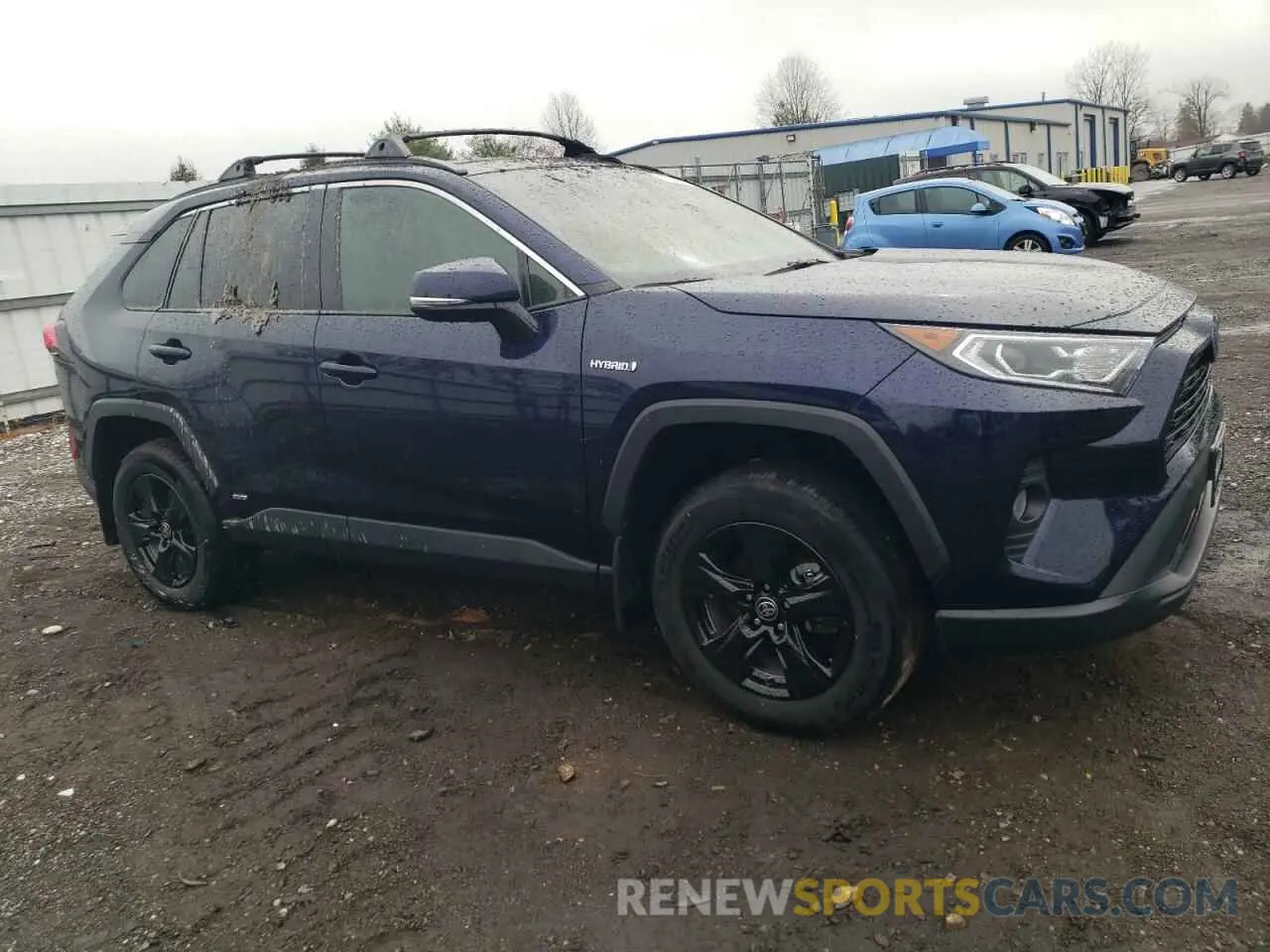 4 Photograph of a damaged car 2T3RWRFV9MW114125 TOYOTA RAV4 2021