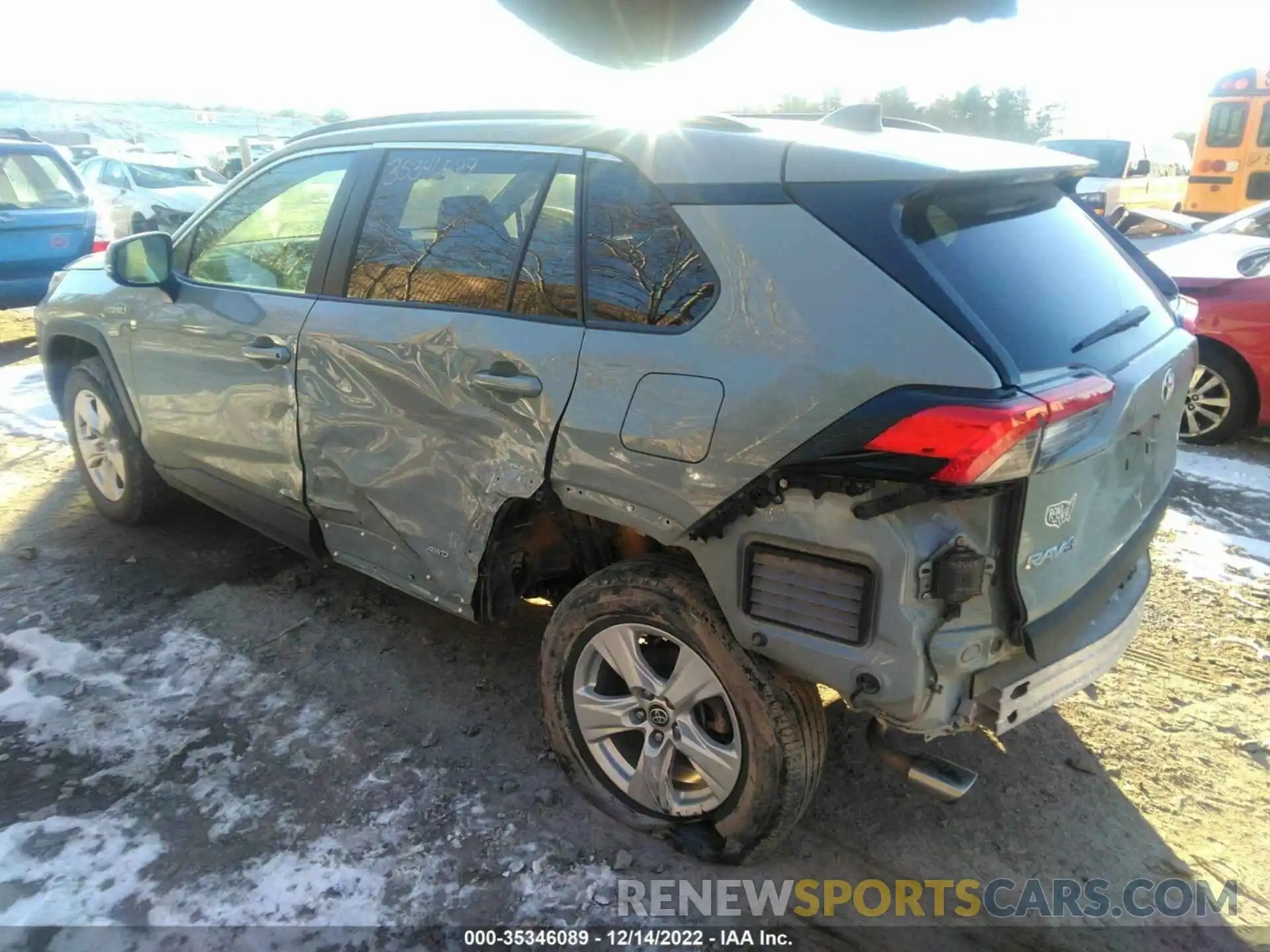 3 Photograph of a damaged car 2T3RWRFVXMW111587 TOYOTA RAV4 2021