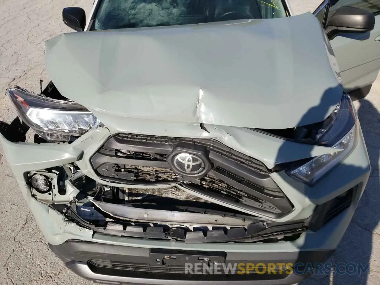 12 Photograph of a damaged car 2T3S1RFV0MW172186 TOYOTA RAV4 2021