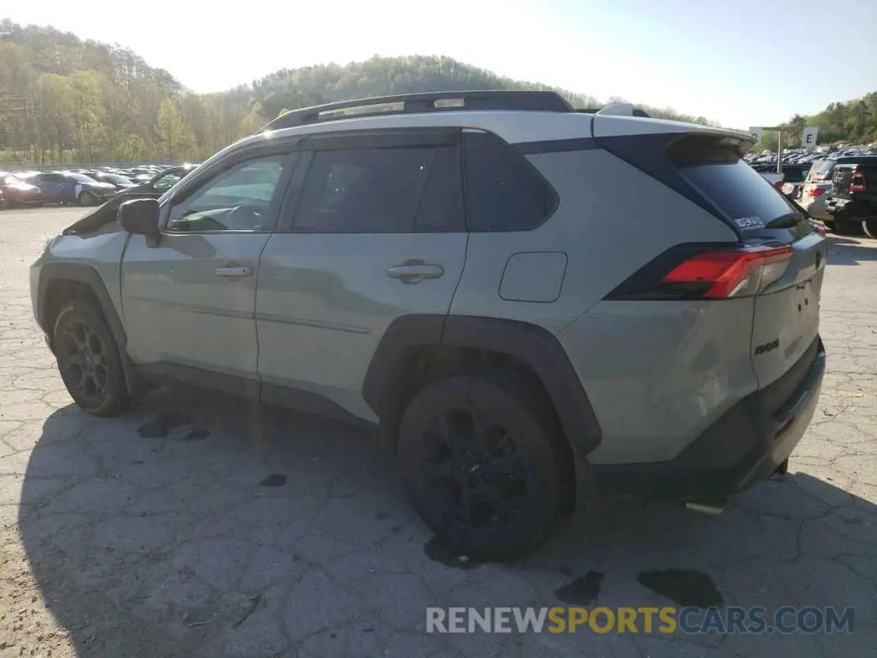 2 Photograph of a damaged car 2T3S1RFV0MW172186 TOYOTA RAV4 2021