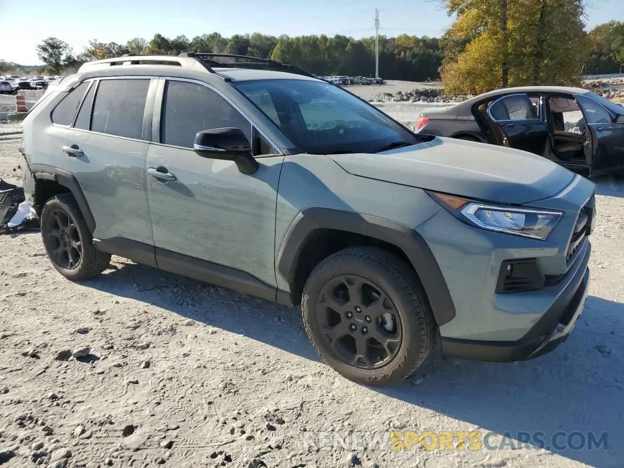 4 Photograph of a damaged car 2T3S1RFV1MW247381 TOYOTA RAV4 2021
