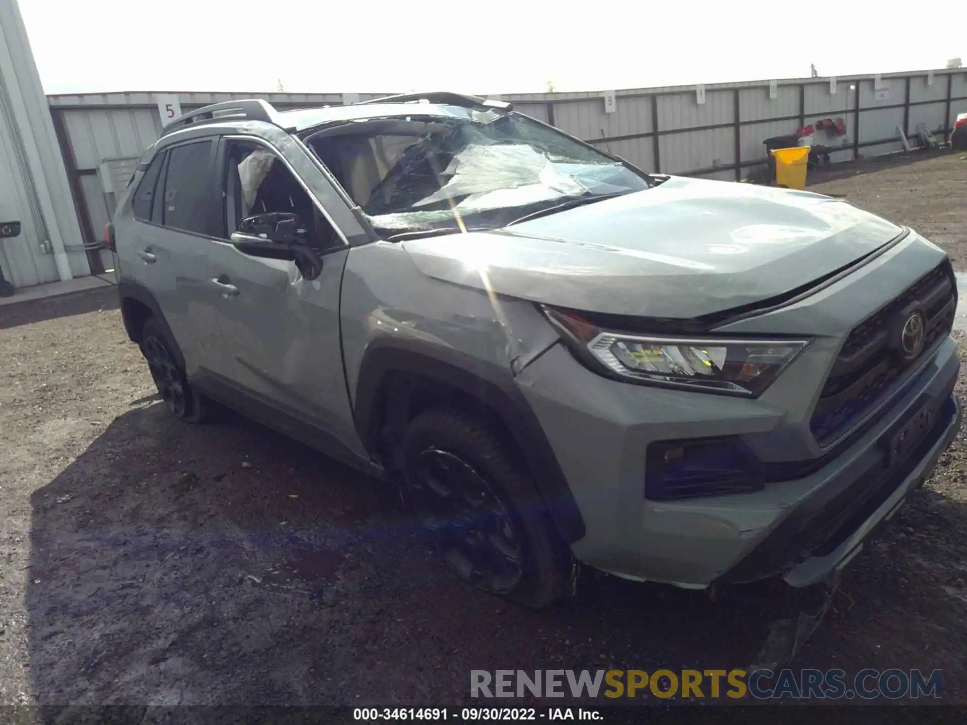 1 Photograph of a damaged car 2T3S1RFV2MW241721 TOYOTA RAV4 2021