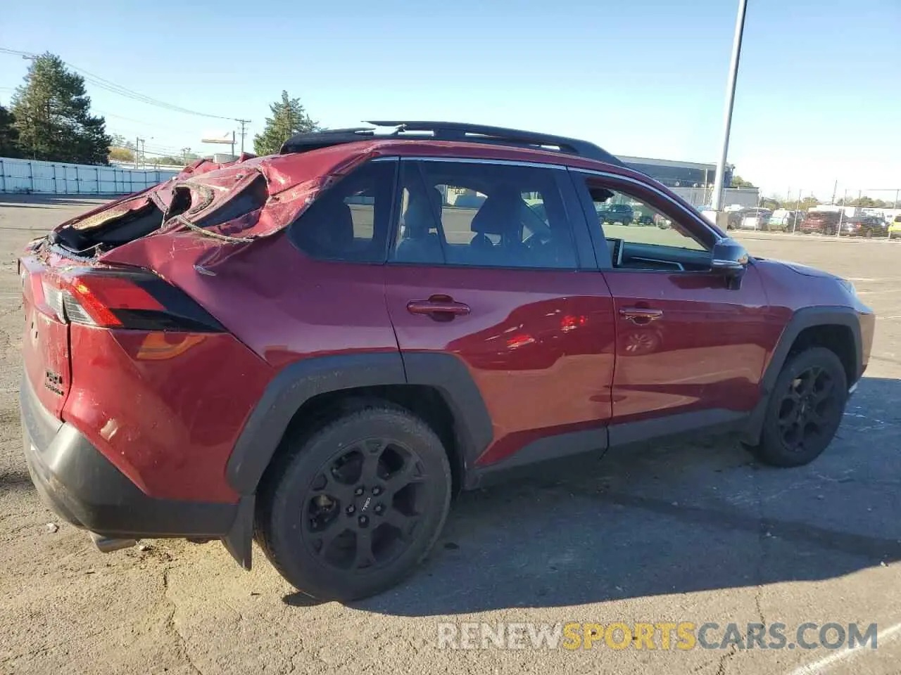 3 Photograph of a damaged car 2T3S1RFV3MW230114 TOYOTA RAV4 2021