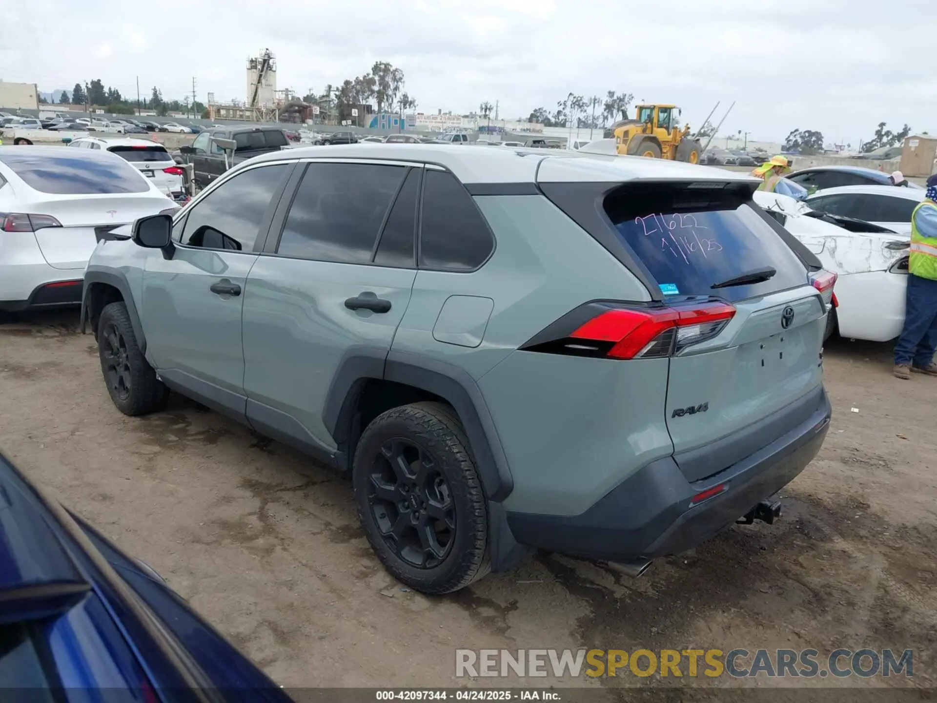 3 Photograph of a damaged car 2T3S1RFV7MW227359 TOYOTA RAV4 2021
