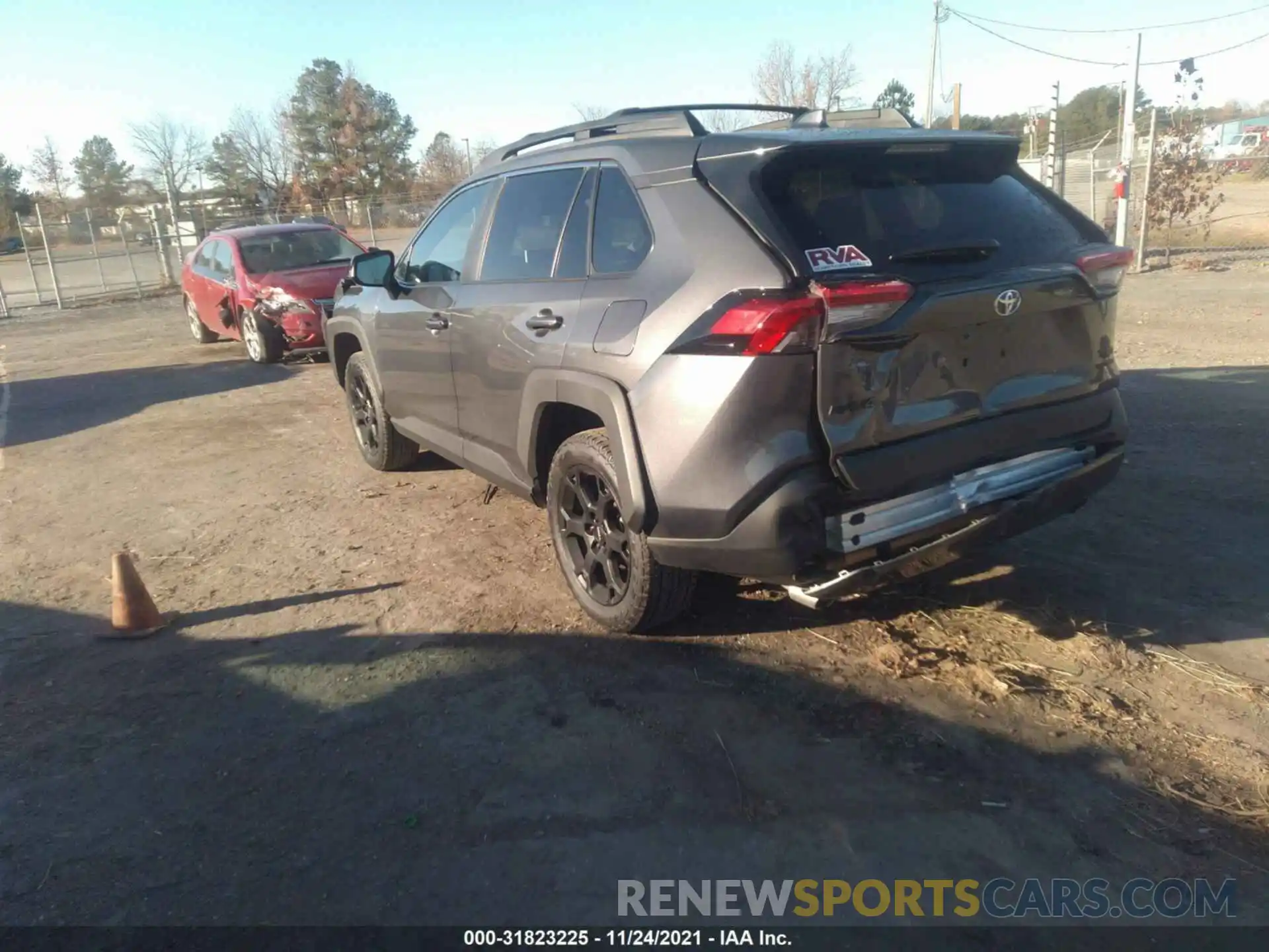 3 Photograph of a damaged car 2T3S1RFV9MW163910 TOYOTA RAV4 2021