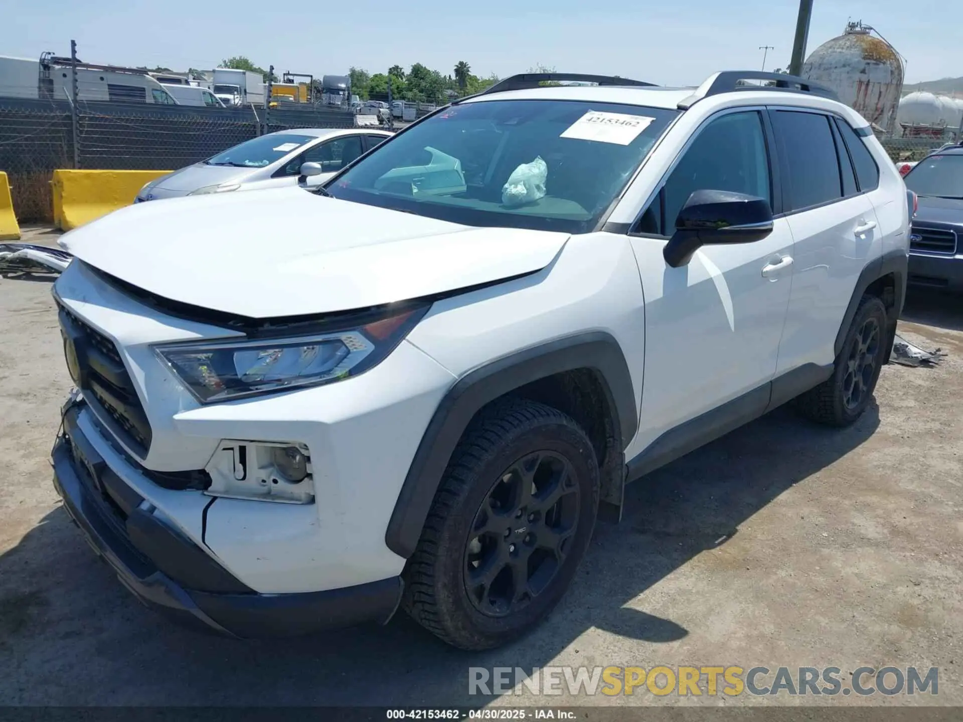 2 Photograph of a damaged car 2T3S1RFV9MW172896 TOYOTA RAV4 2021