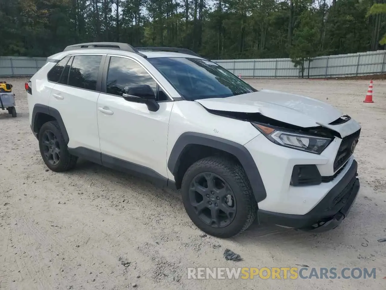 4 Photograph of a damaged car 2T3S1RFVXMW212998 TOYOTA RAV4 2021