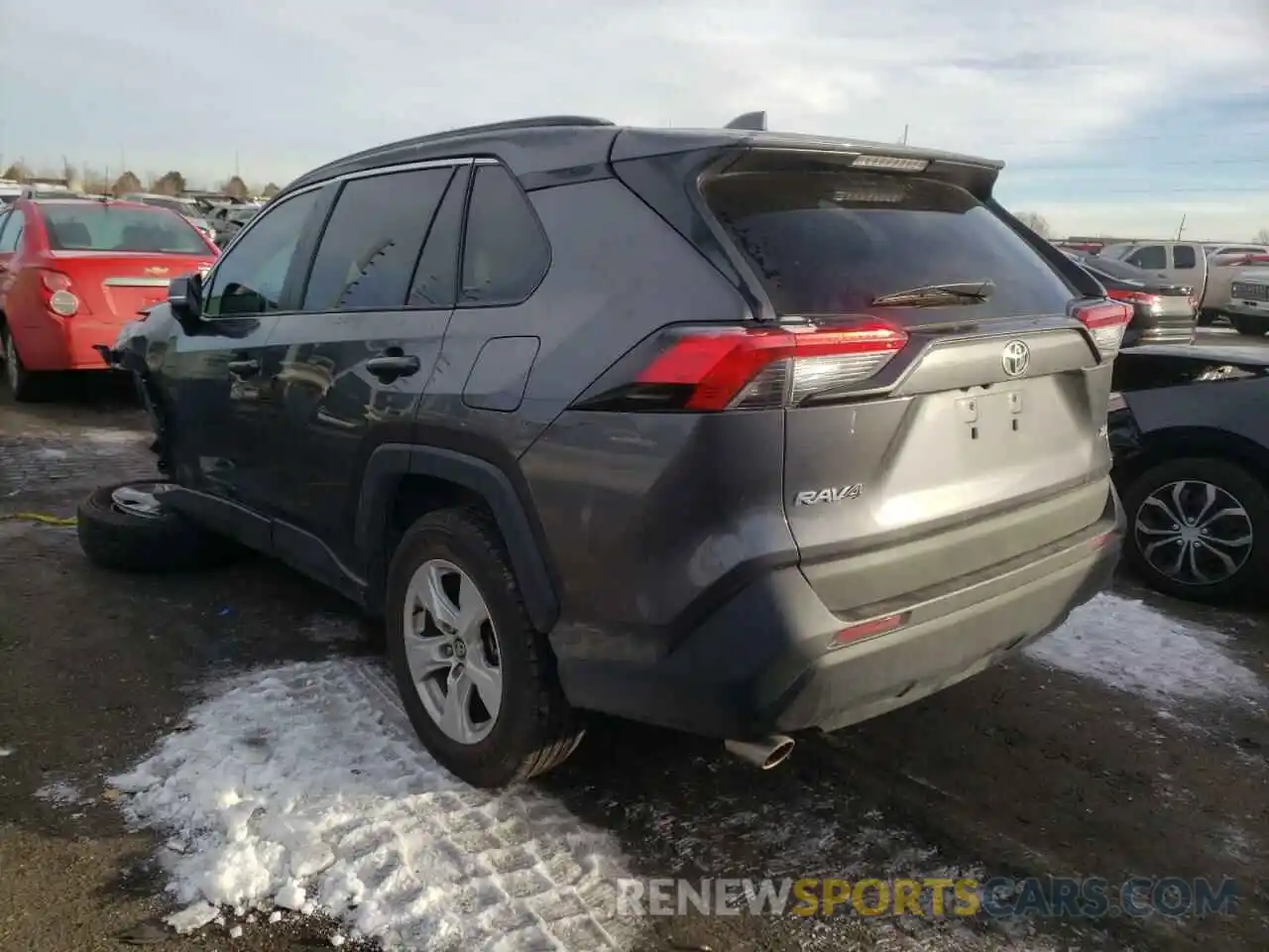 3 Photograph of a damaged car 2T3W1RFV0MC091241 TOYOTA RAV4 2021