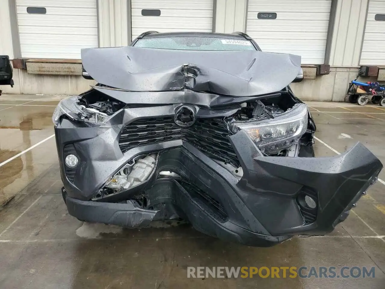 5 Photograph of a damaged car 2T3W1RFV0MC096505 TOYOTA RAV4 2021