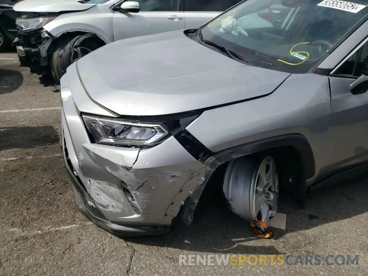 9 Photograph of a damaged car 2T3W1RFV0MC109852 TOYOTA RAV4 2021