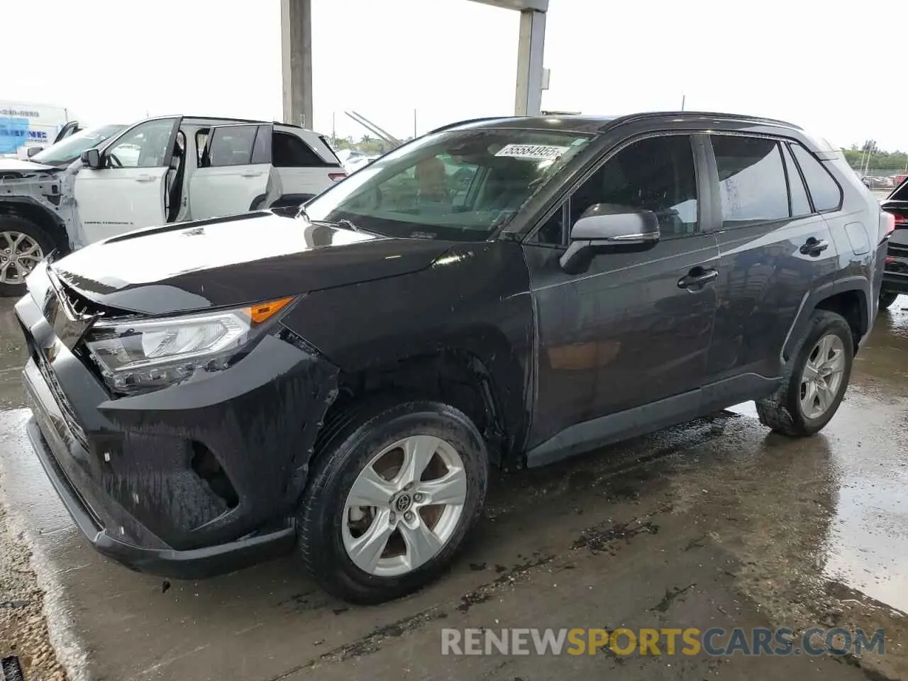 1 Photograph of a damaged car 2T3W1RFV0MC119619 TOYOTA RAV4 2021