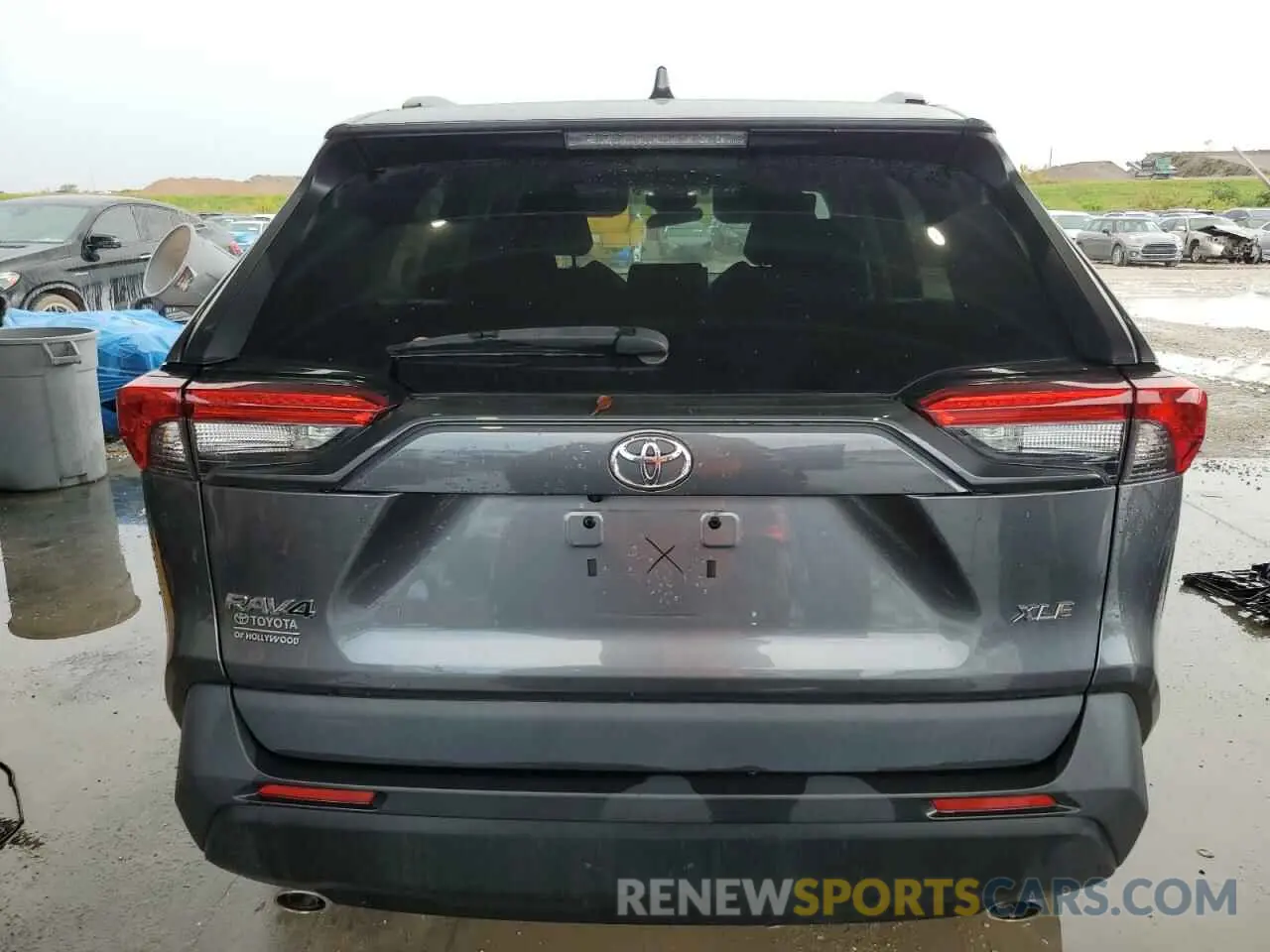 6 Photograph of a damaged car 2T3W1RFV0MC119619 TOYOTA RAV4 2021
