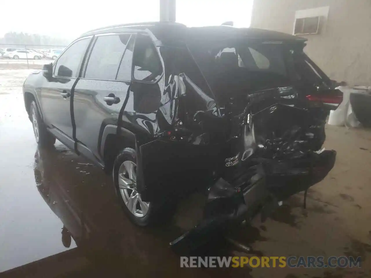 3 Photograph of a damaged car 2T3W1RFV0MC119796 TOYOTA RAV4 2021