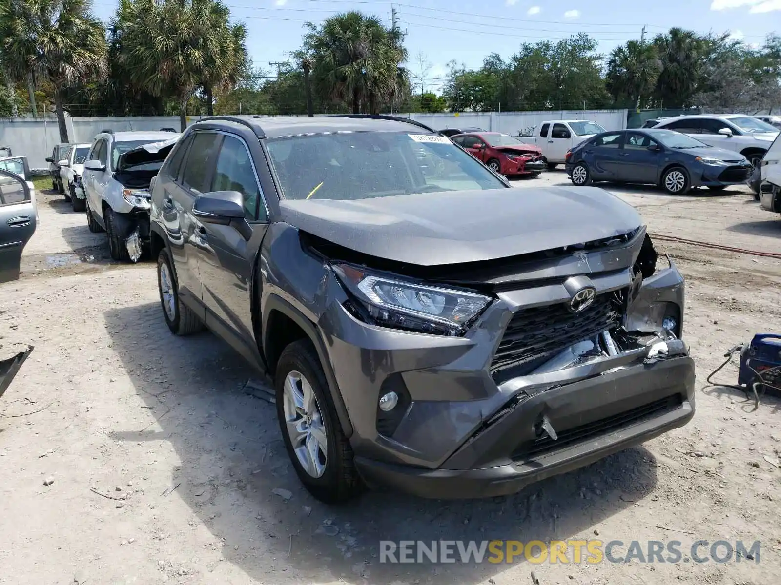 1 Photograph of a damaged car 2T3W1RFV0MC126800 TOYOTA RAV4 2021