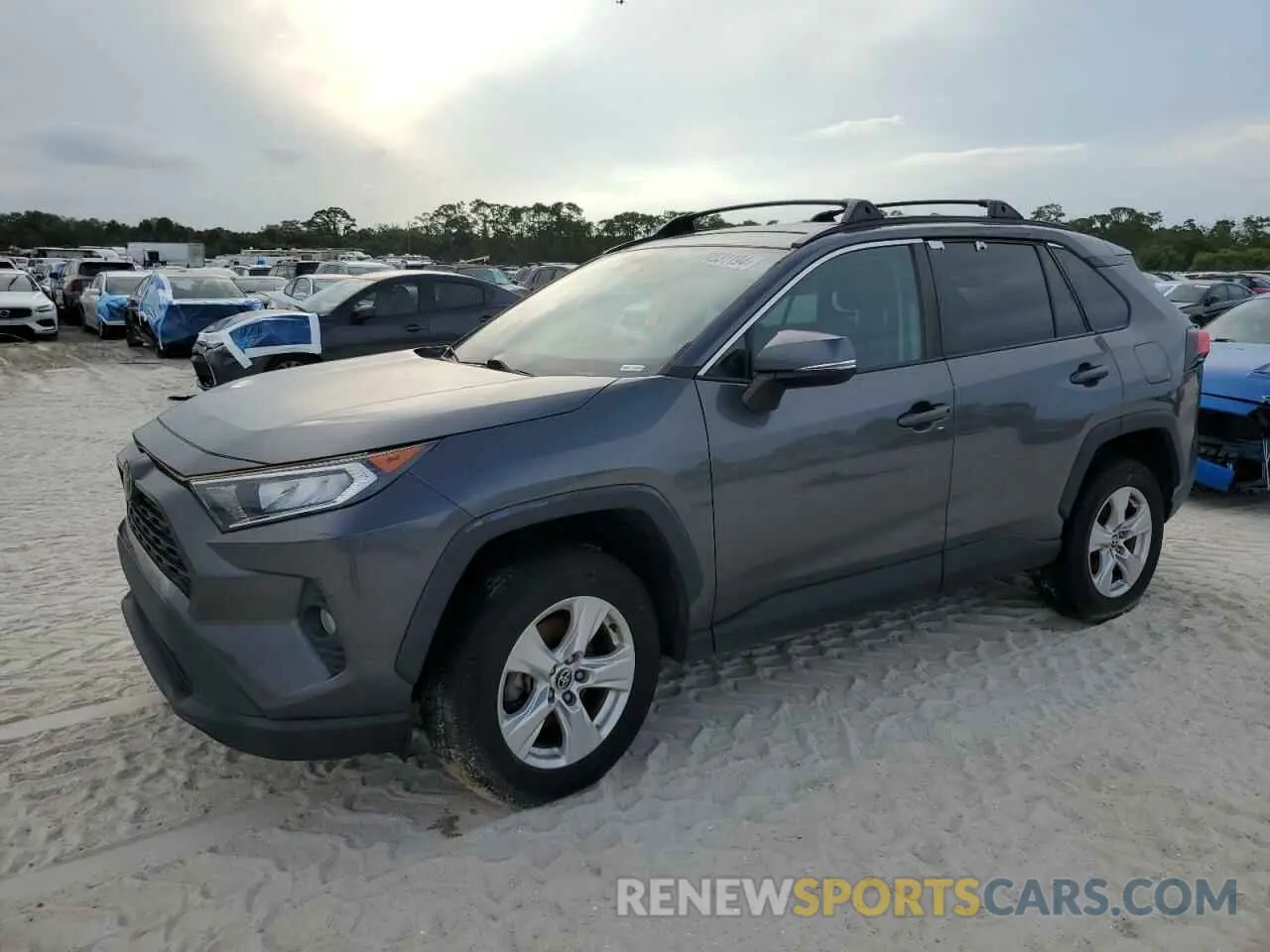 1 Photograph of a damaged car 2T3W1RFV0MC135058 TOYOTA RAV4 2021