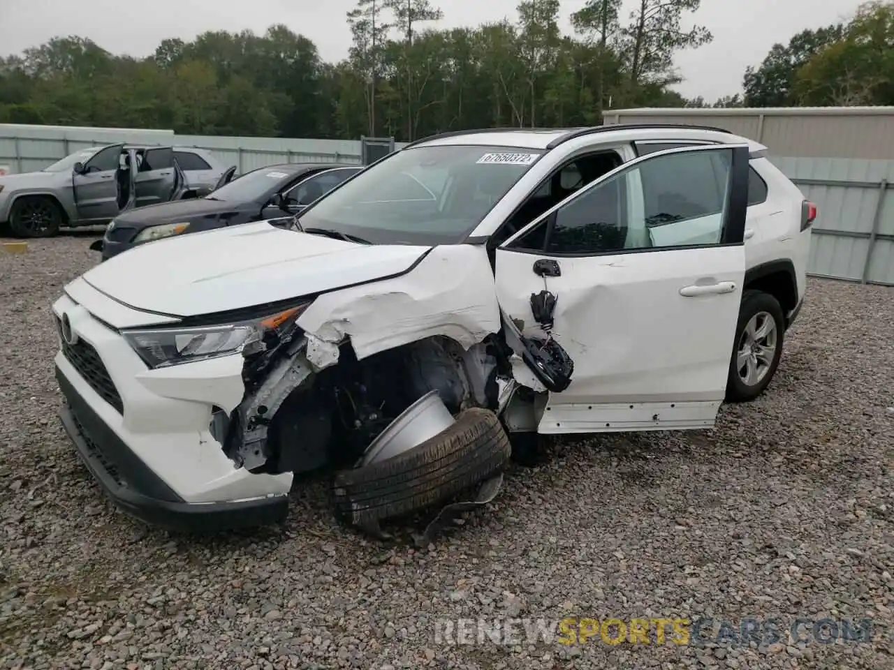 1 Photograph of a damaged car 2T3W1RFV0MC138994 TOYOTA RAV4 2021