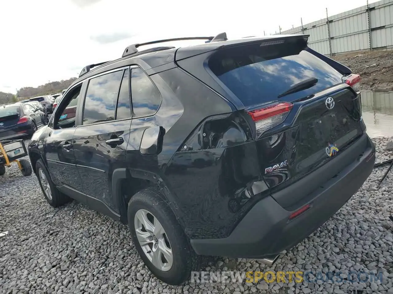 2 Photograph of a damaged car 2T3W1RFV0MC139840 TOYOTA RAV4 2021