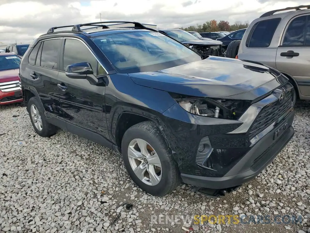 4 Photograph of a damaged car 2T3W1RFV0MC139840 TOYOTA RAV4 2021