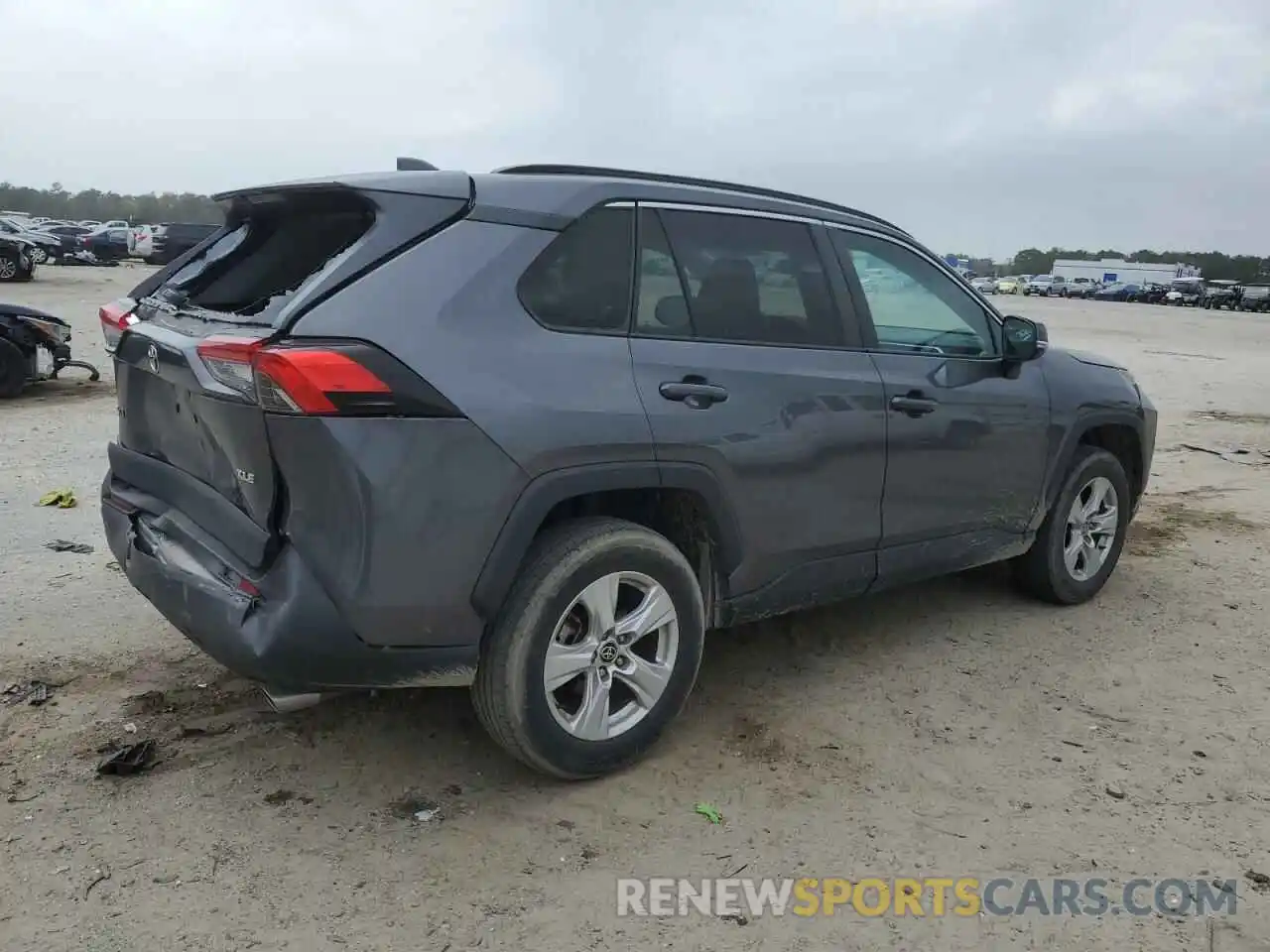 3 Photograph of a damaged car 2T3W1RFV0MC139966 TOYOTA RAV4 2021