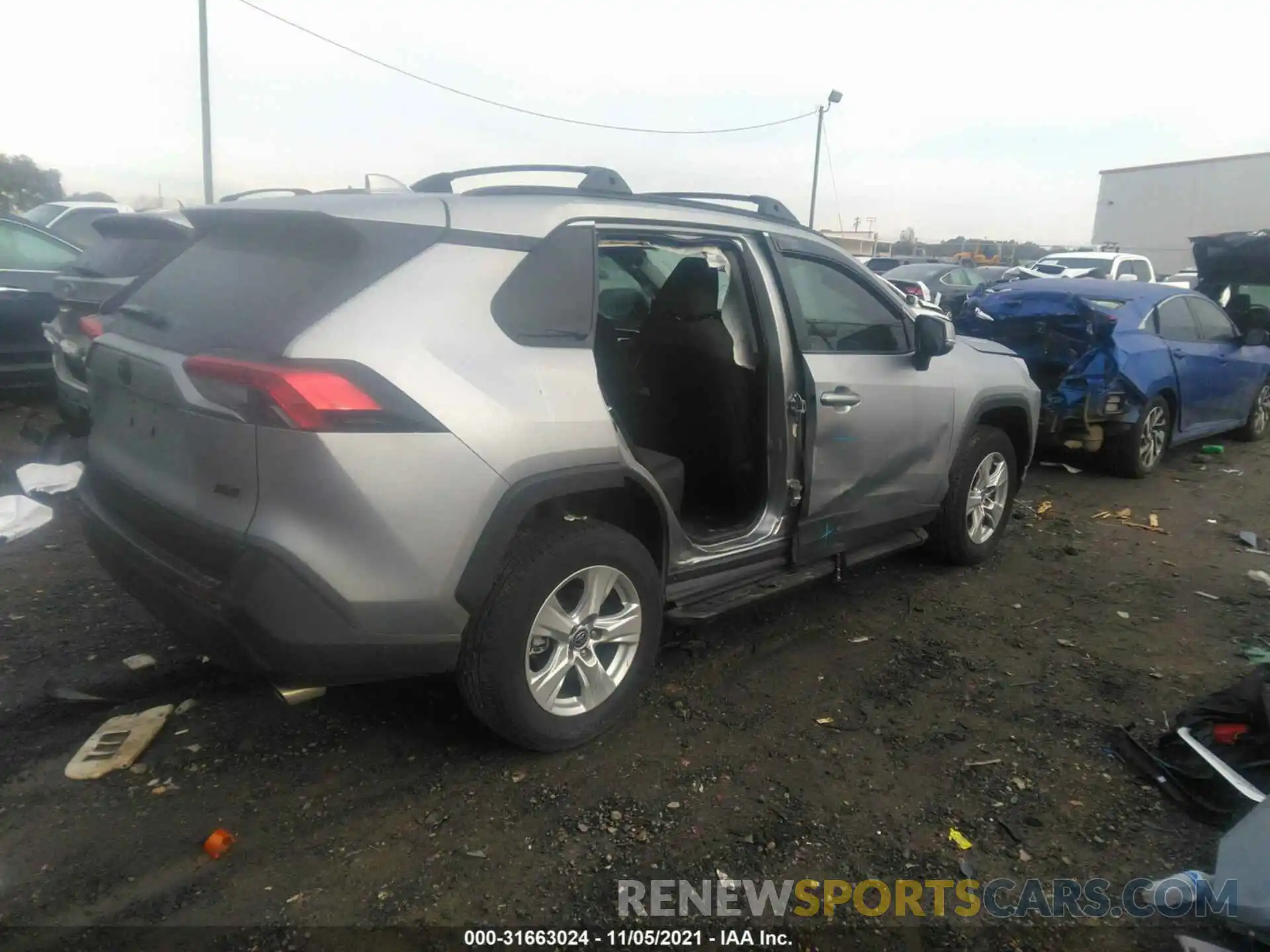 4 Photograph of a damaged car 2T3W1RFV0MC140566 TOYOTA RAV4 2021