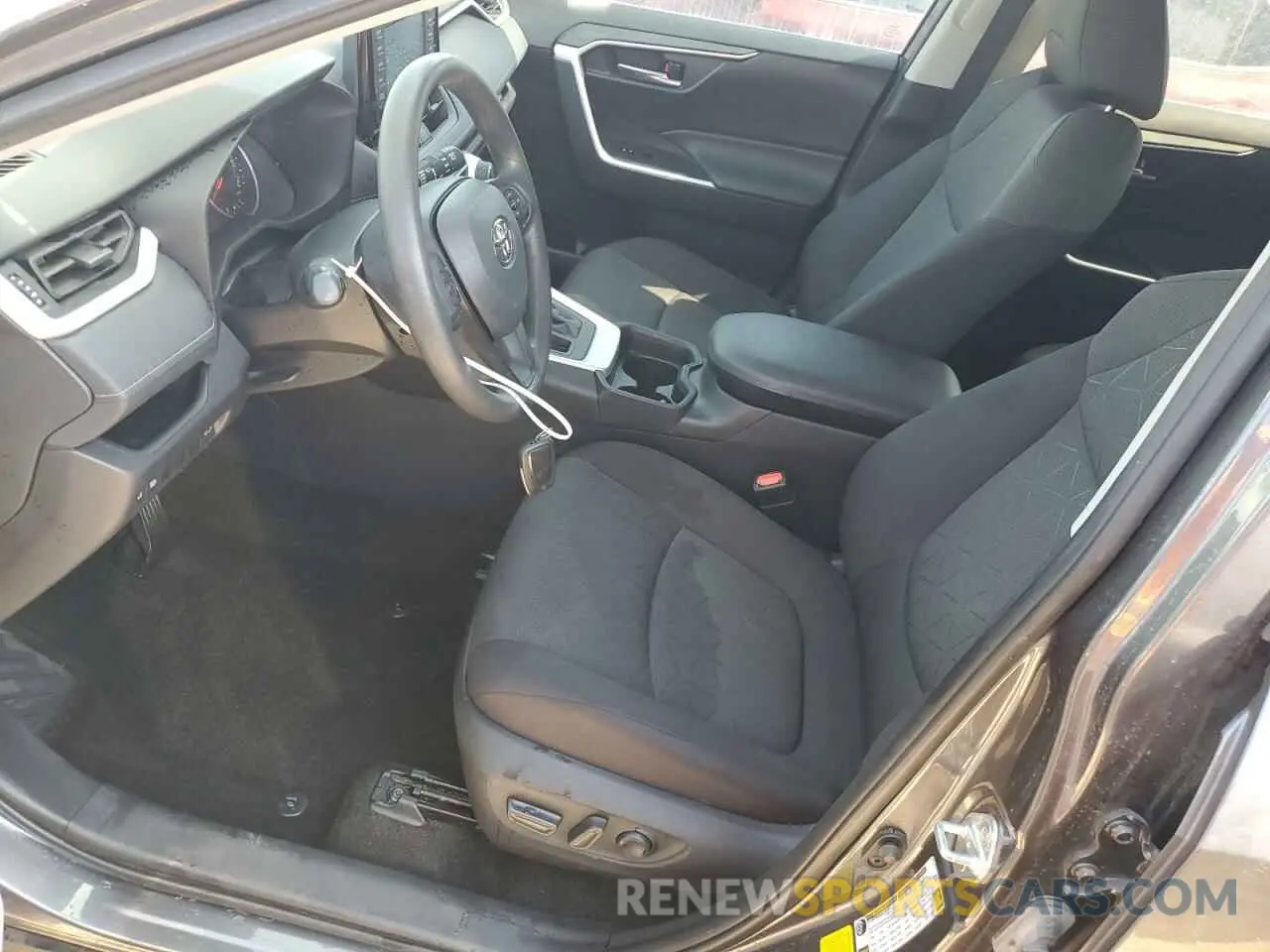 7 Photograph of a damaged car 2T3W1RFV0MC148389 TOYOTA RAV4 2021