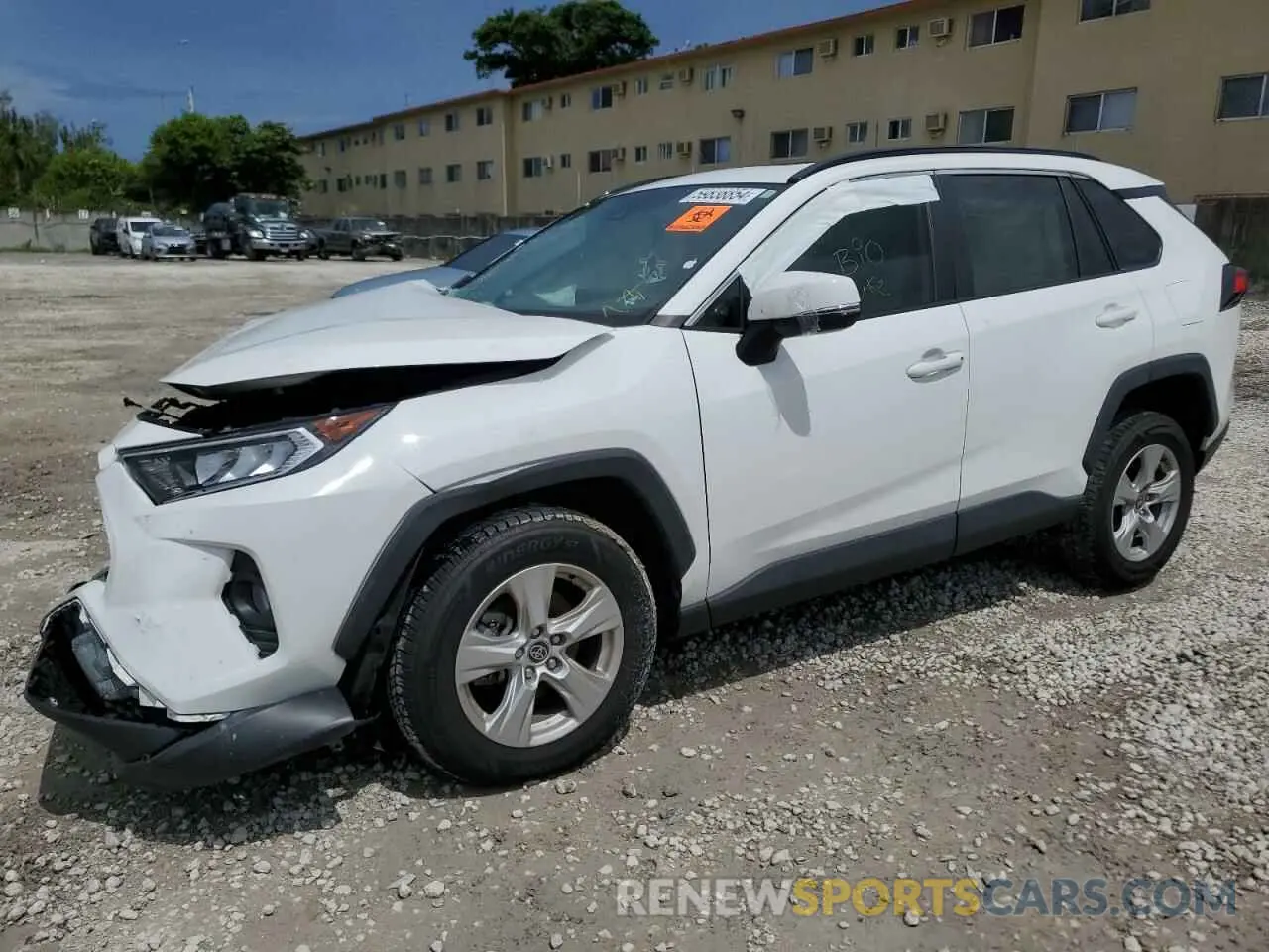 1 Photograph of a damaged car 2T3W1RFV0MC159988 TOYOTA RAV4 2021