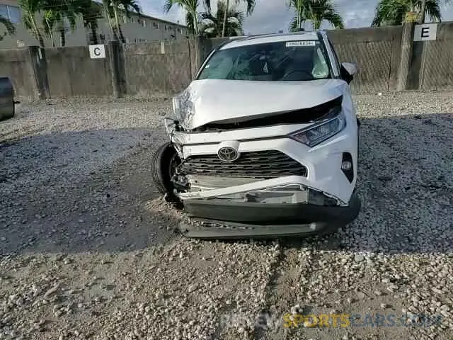 12 Photograph of a damaged car 2T3W1RFV0MC159988 TOYOTA RAV4 2021