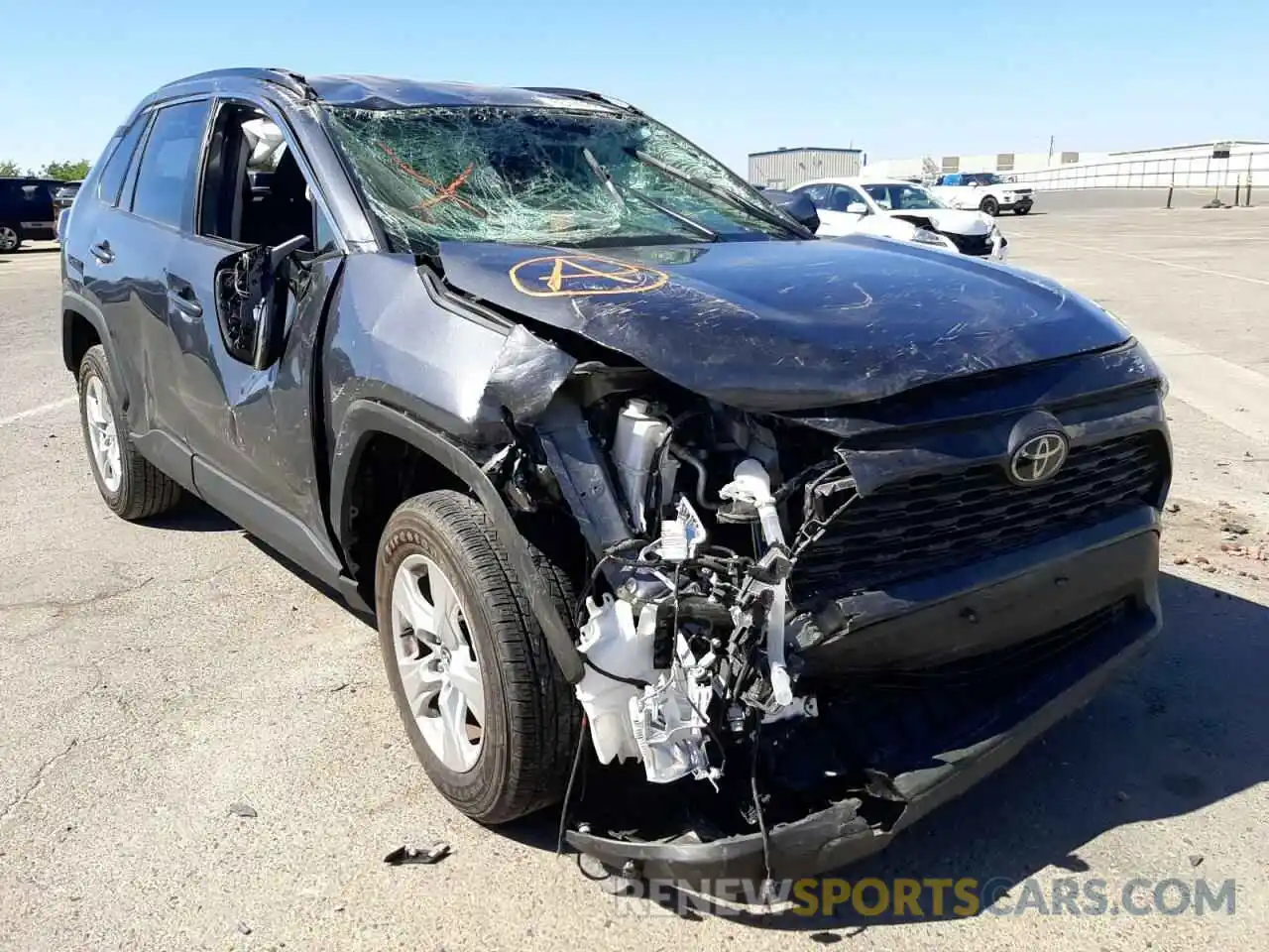 1 Photograph of a damaged car 2T3W1RFV0MW108523 TOYOTA RAV4 2021