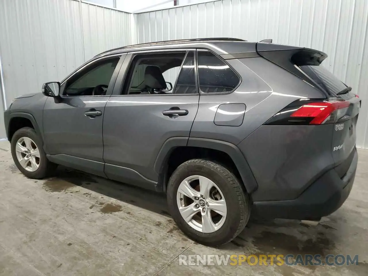 2 Photograph of a damaged car 2T3W1RFV0MW113821 TOYOTA RAV4 2021