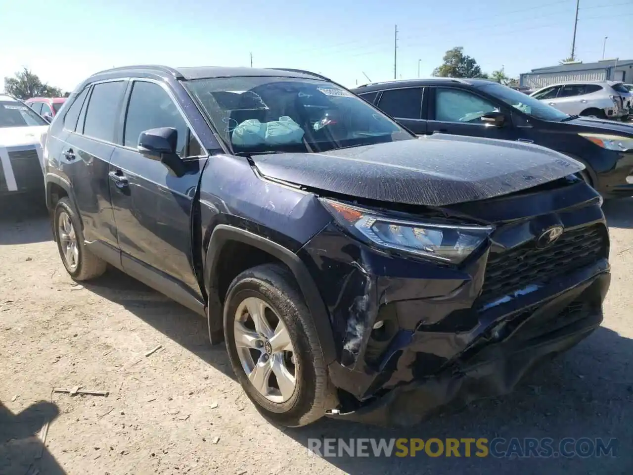 1 Photograph of a damaged car 2T3W1RFV0MW131235 TOYOTA RAV4 2021